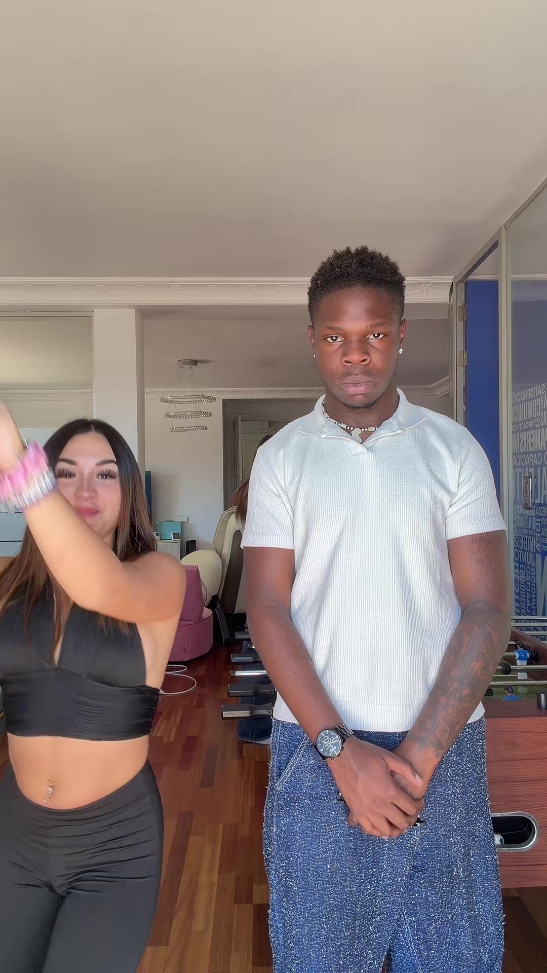 @caarlaaxx_