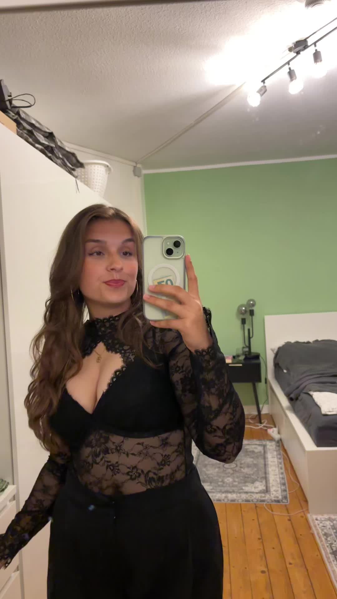 @Karina