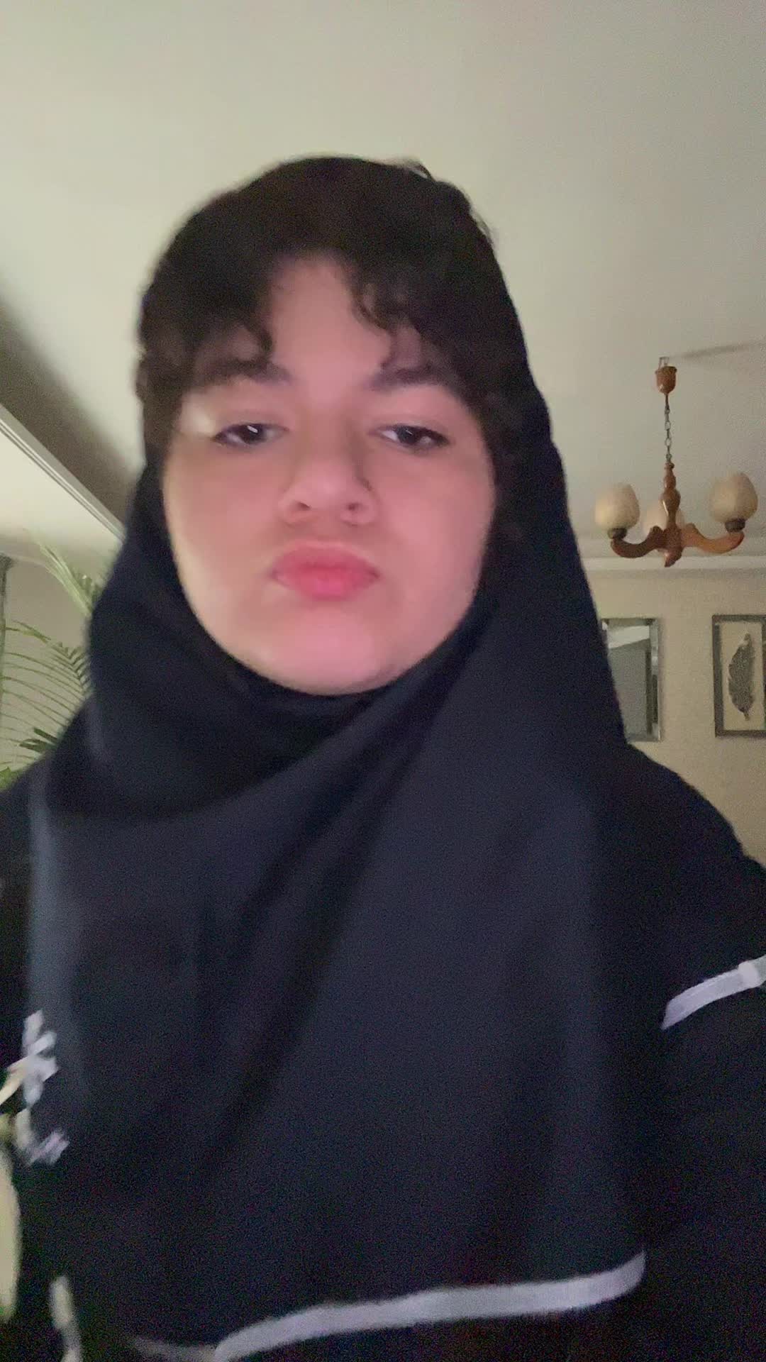 @Mehrsa