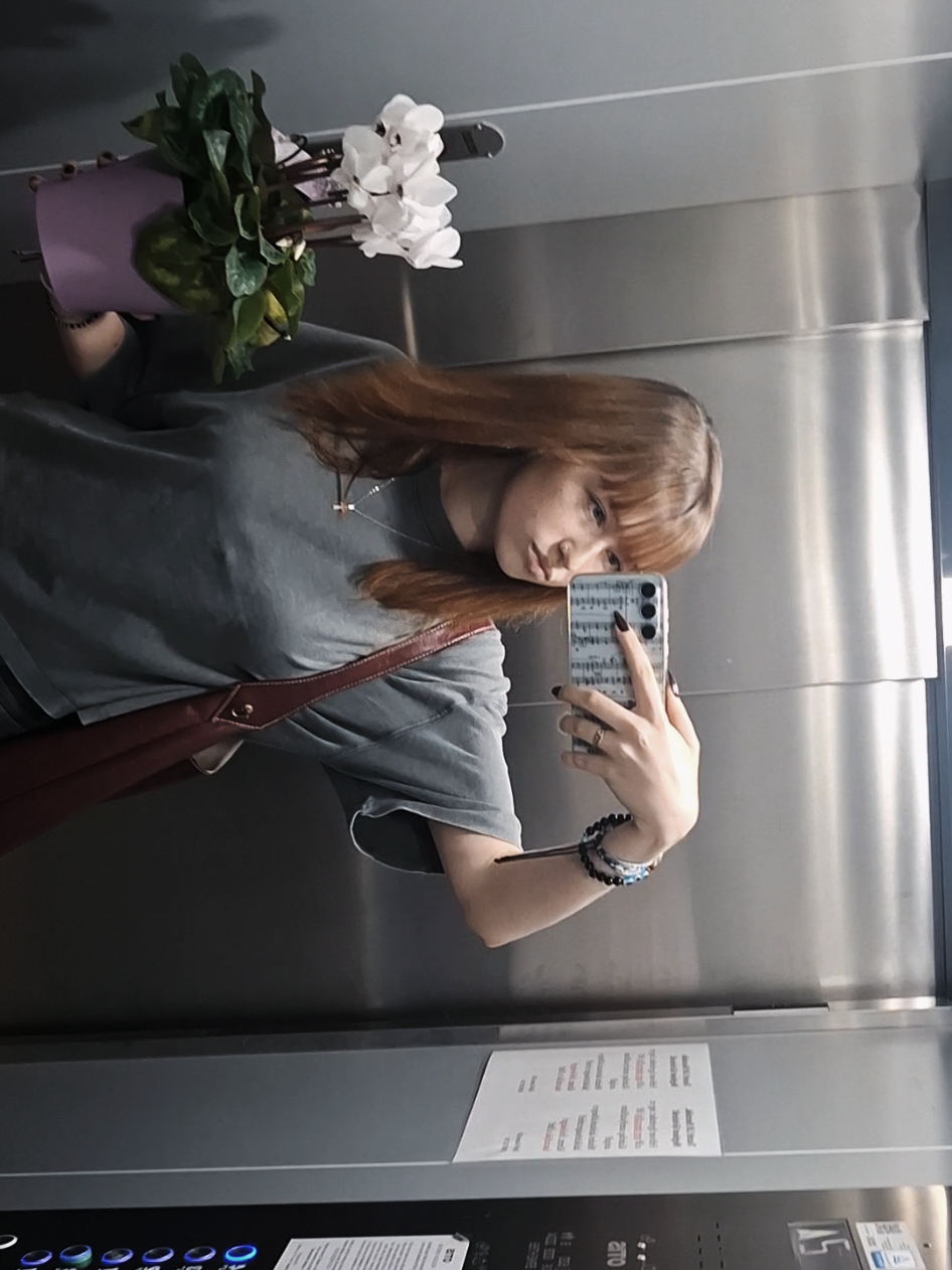@𝐚𝐥𝐞𝐱𝐚𝐧𝐝𝐫𝐚🦋