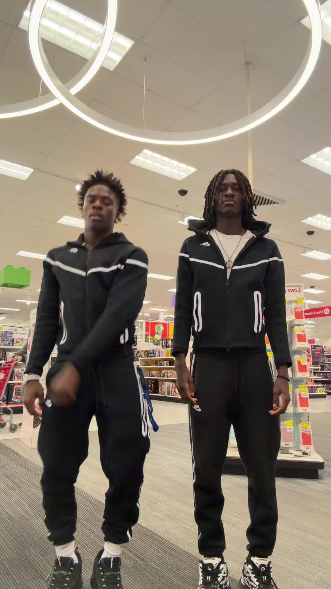 @yn