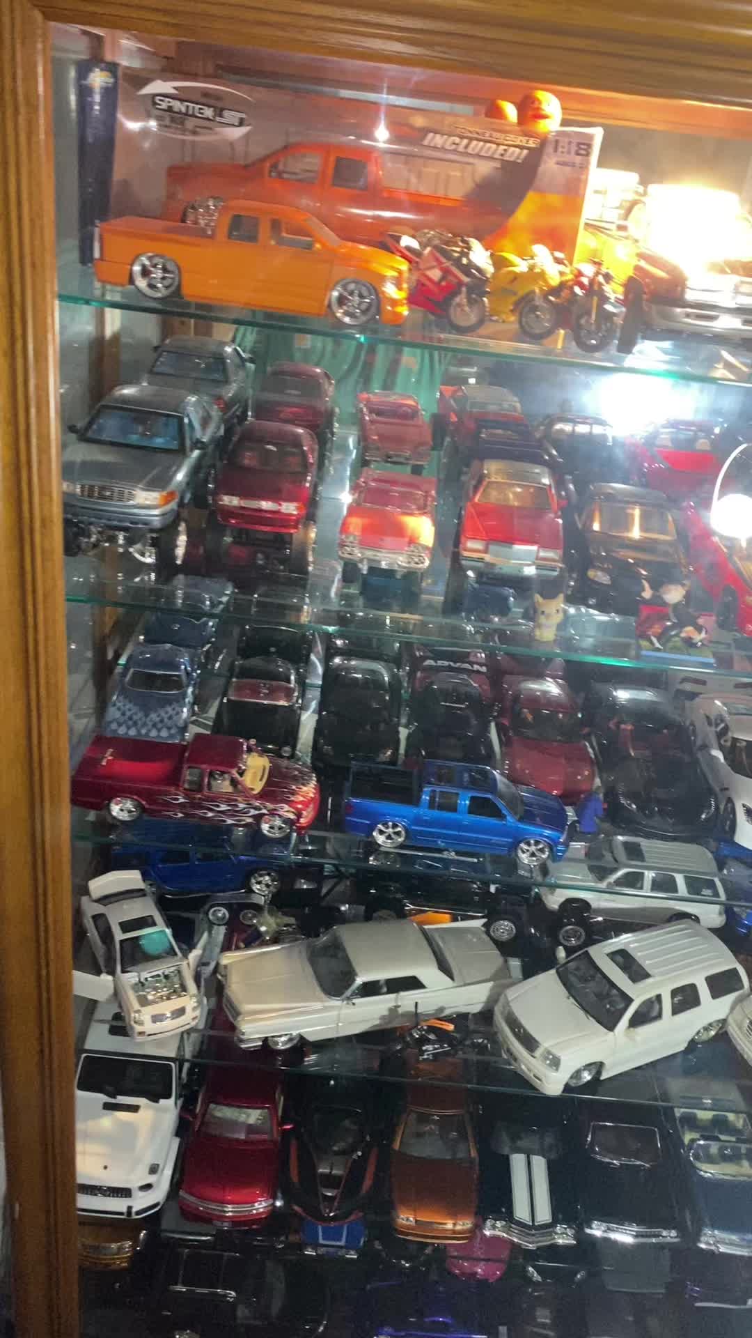 @El Rodriguez Toys 🦍