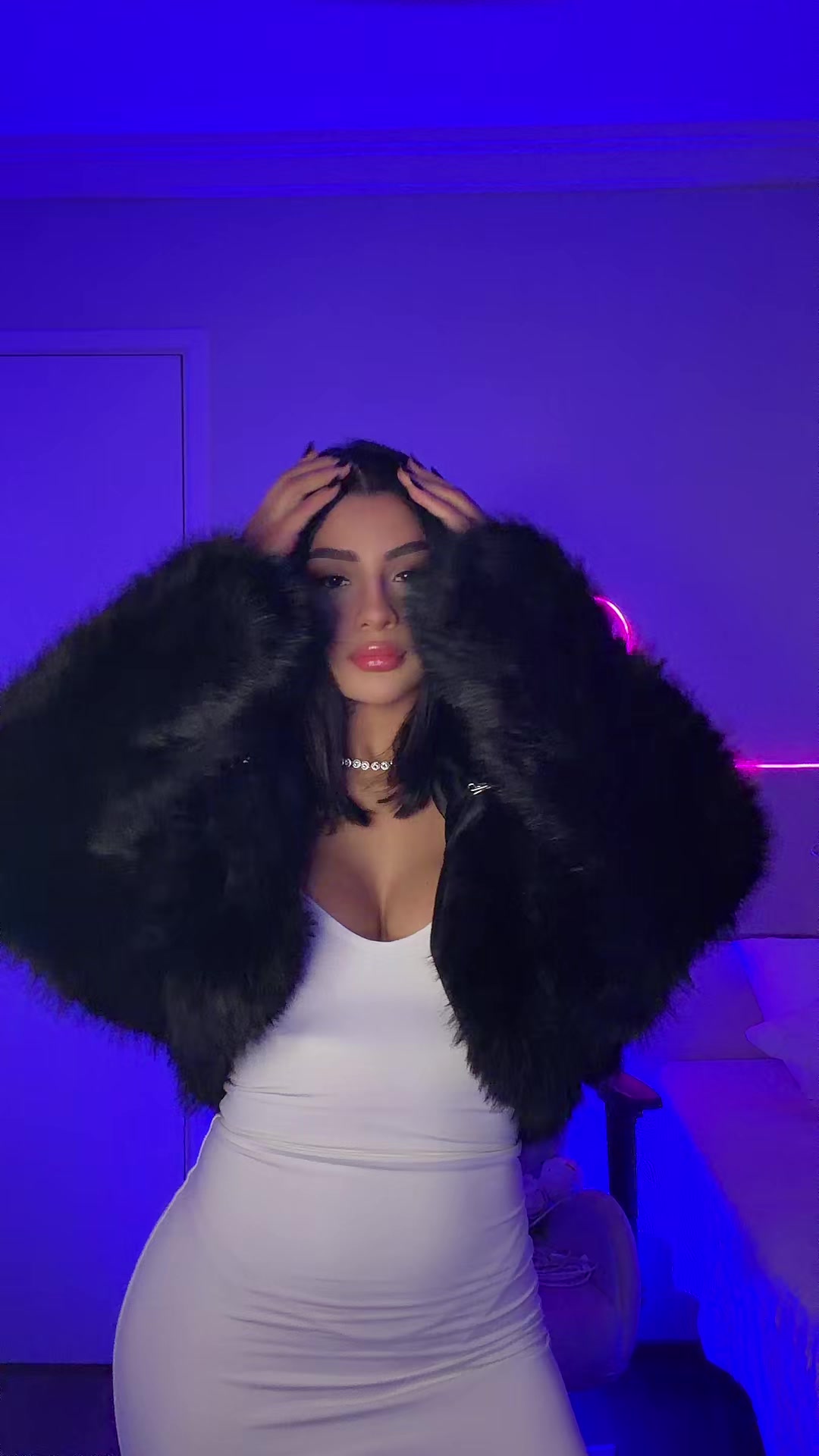 @Thaina Rocha 🐺