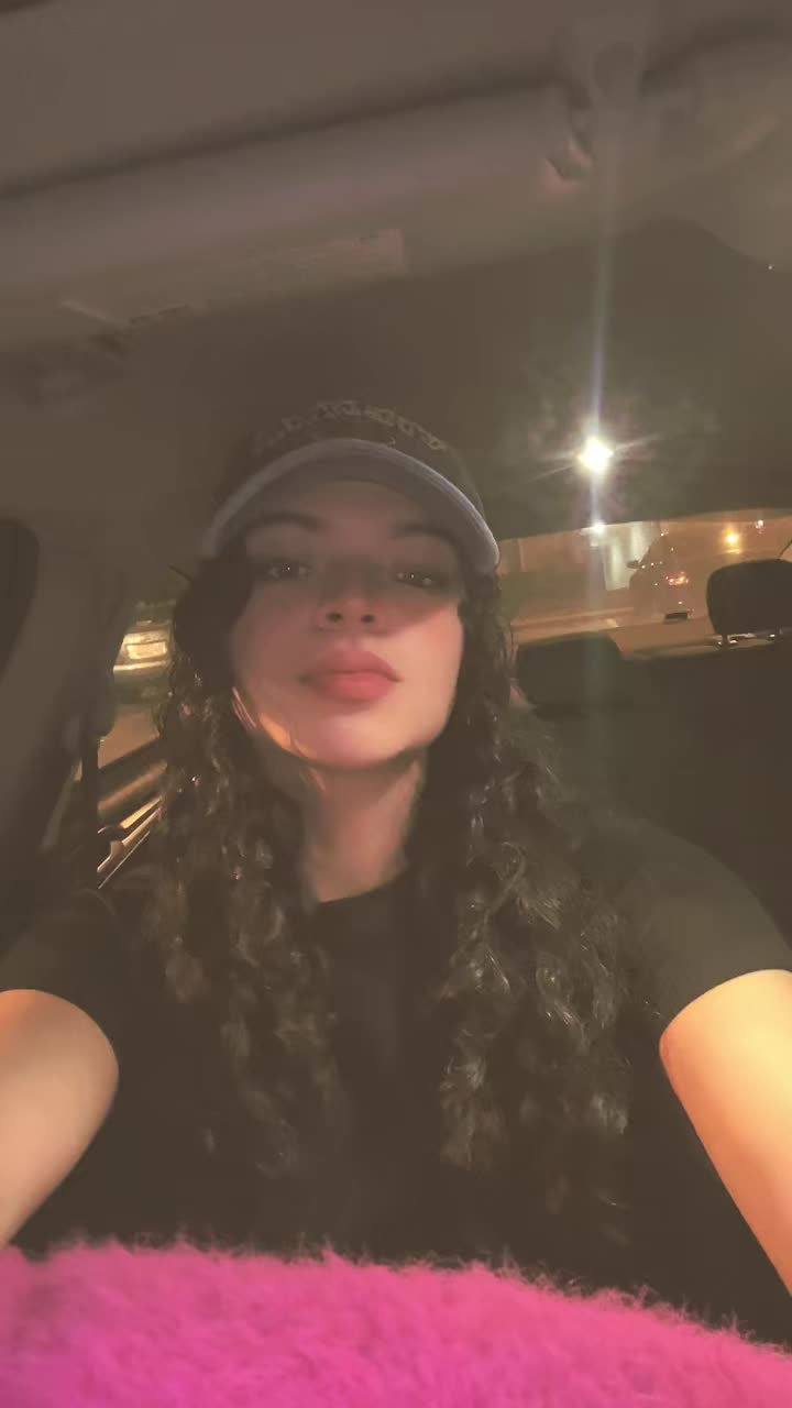 @Daniella🩷🏝️🌊