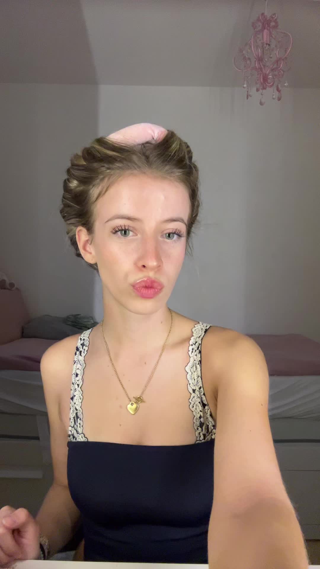 @yourfav.lea