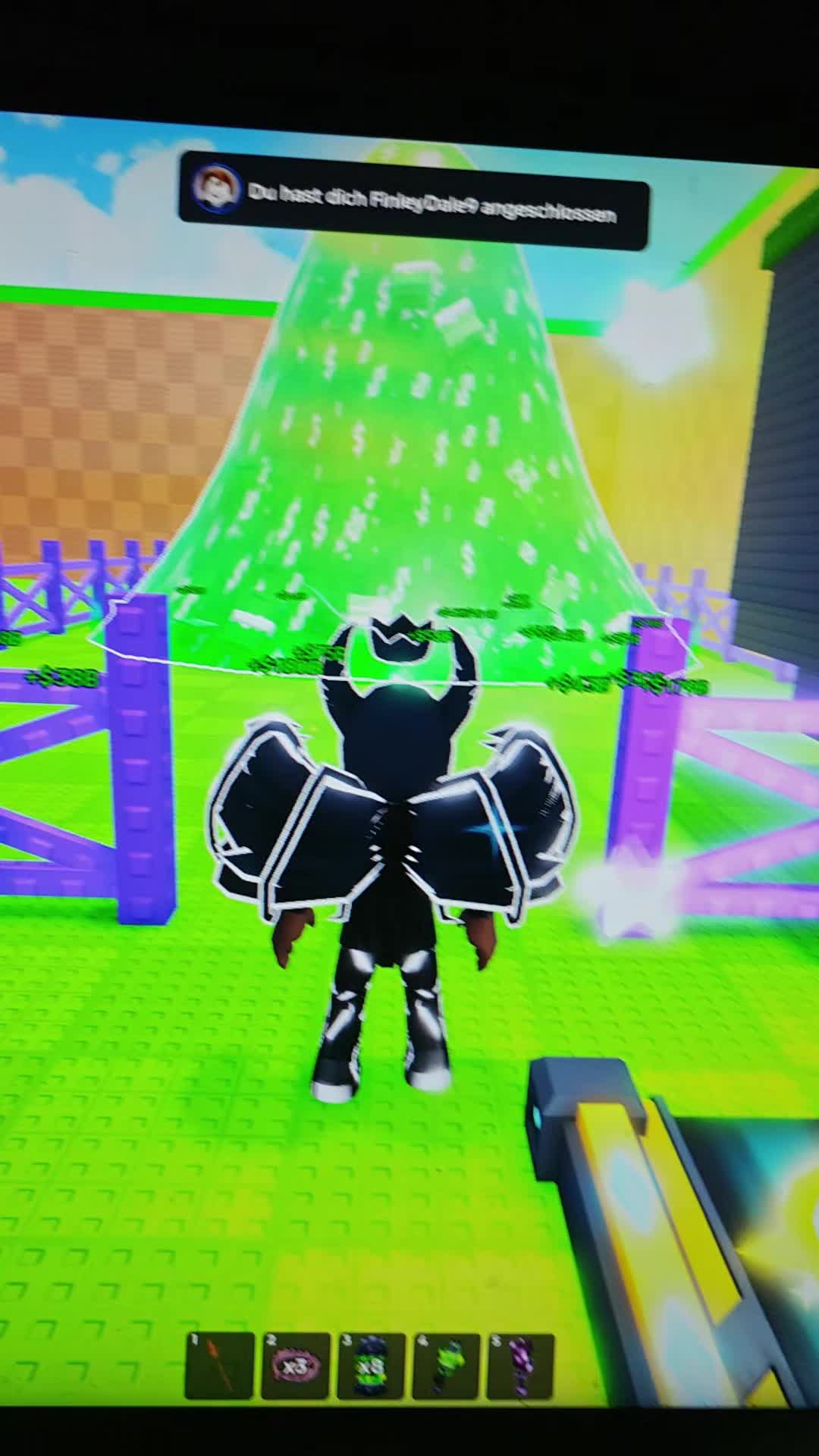 @ItzFamer
