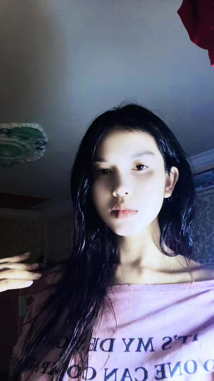 @J'e J'e Neang