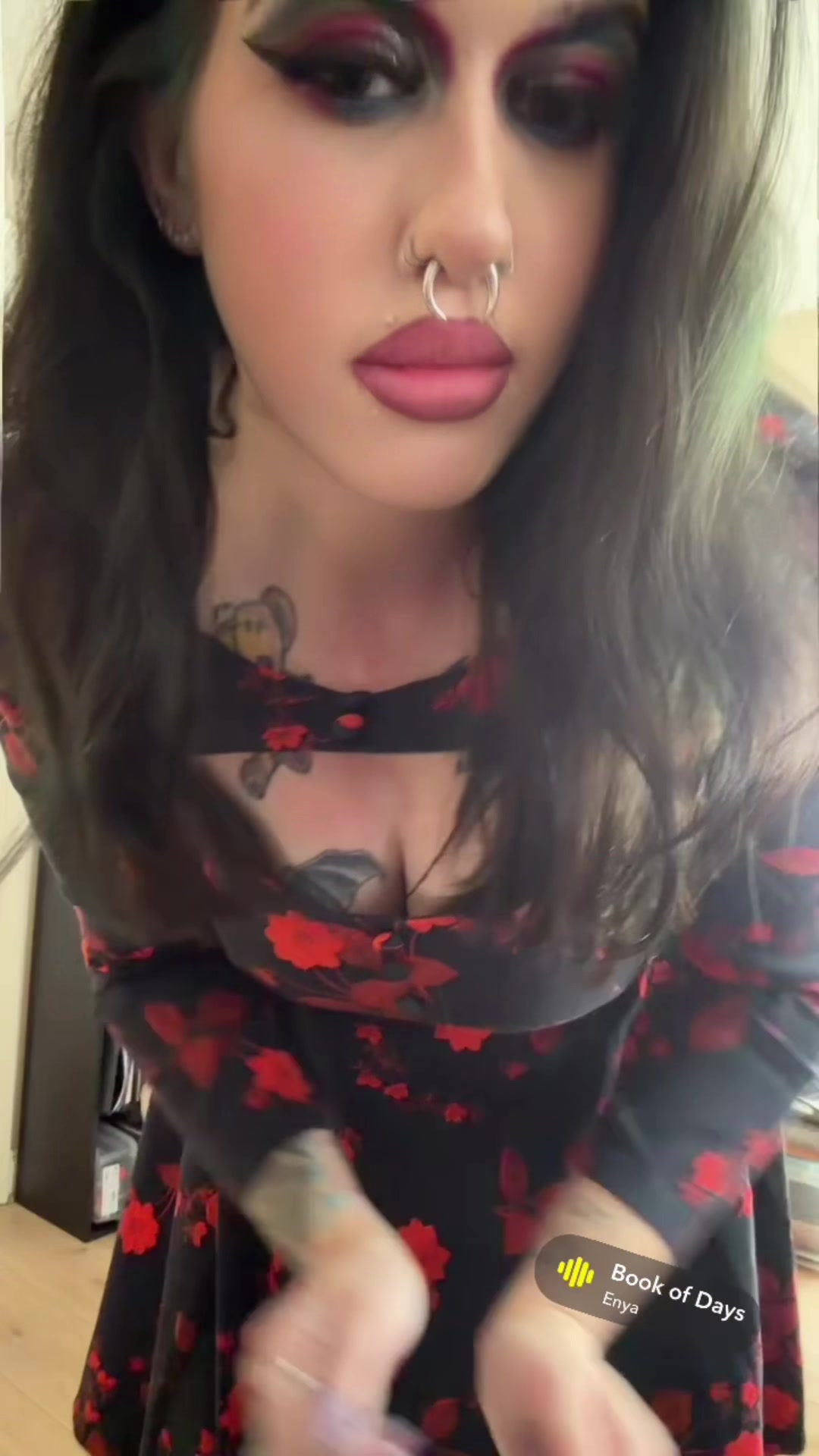 @Daisy May