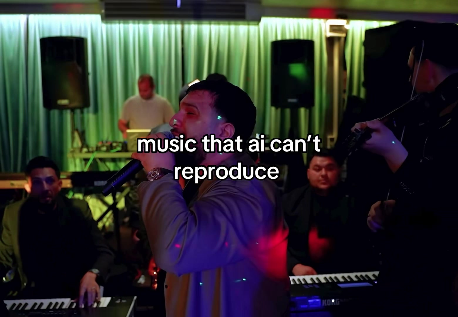 @𝐚𝐥𝐯𝐢𝐧𝐦𝐞𝐞𝐞
