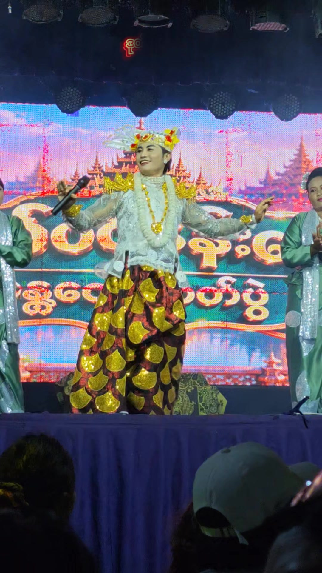 @ဖီလေး👸7.5M👸