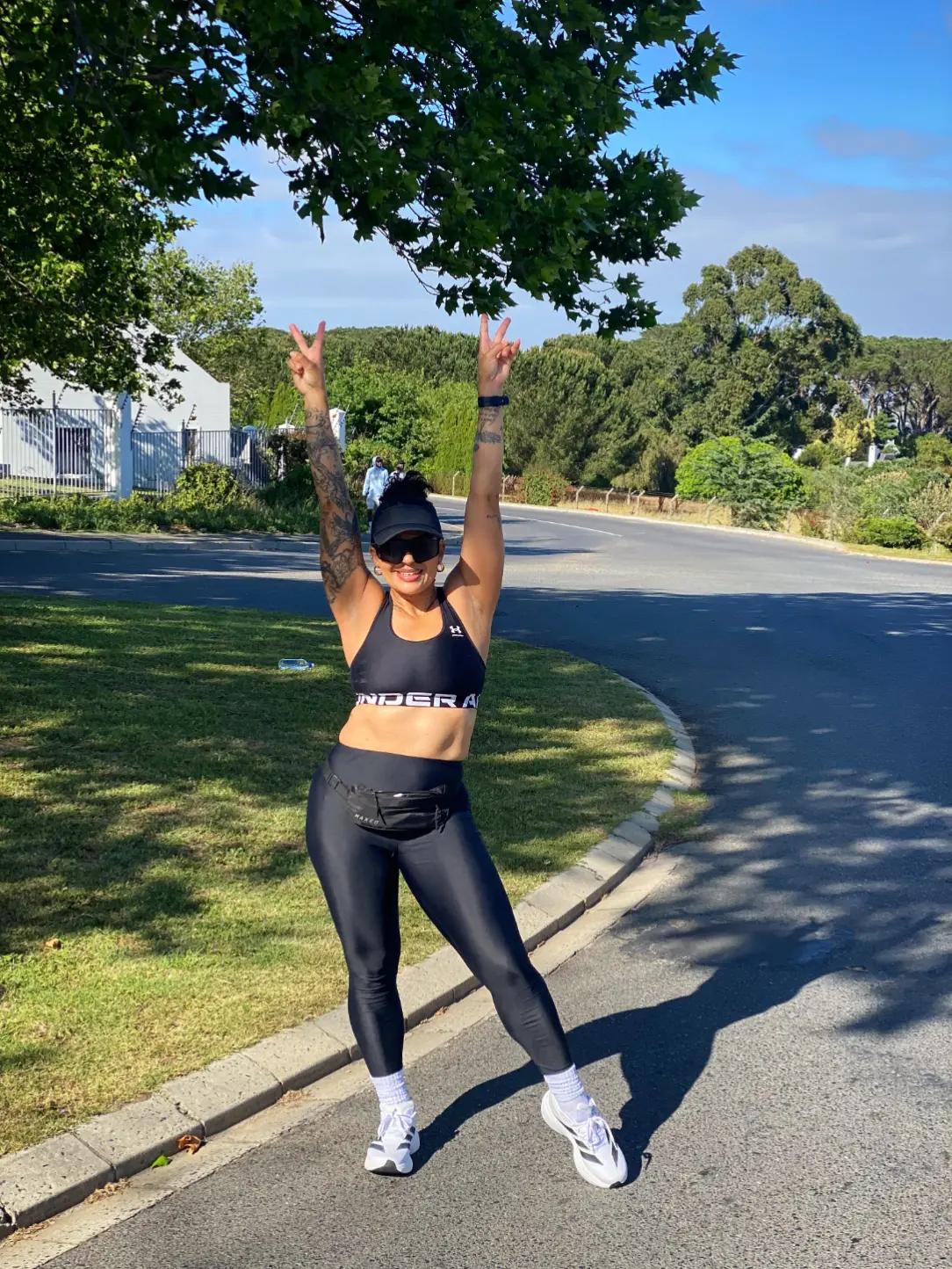 @PhenomenalFitnesswithCandice