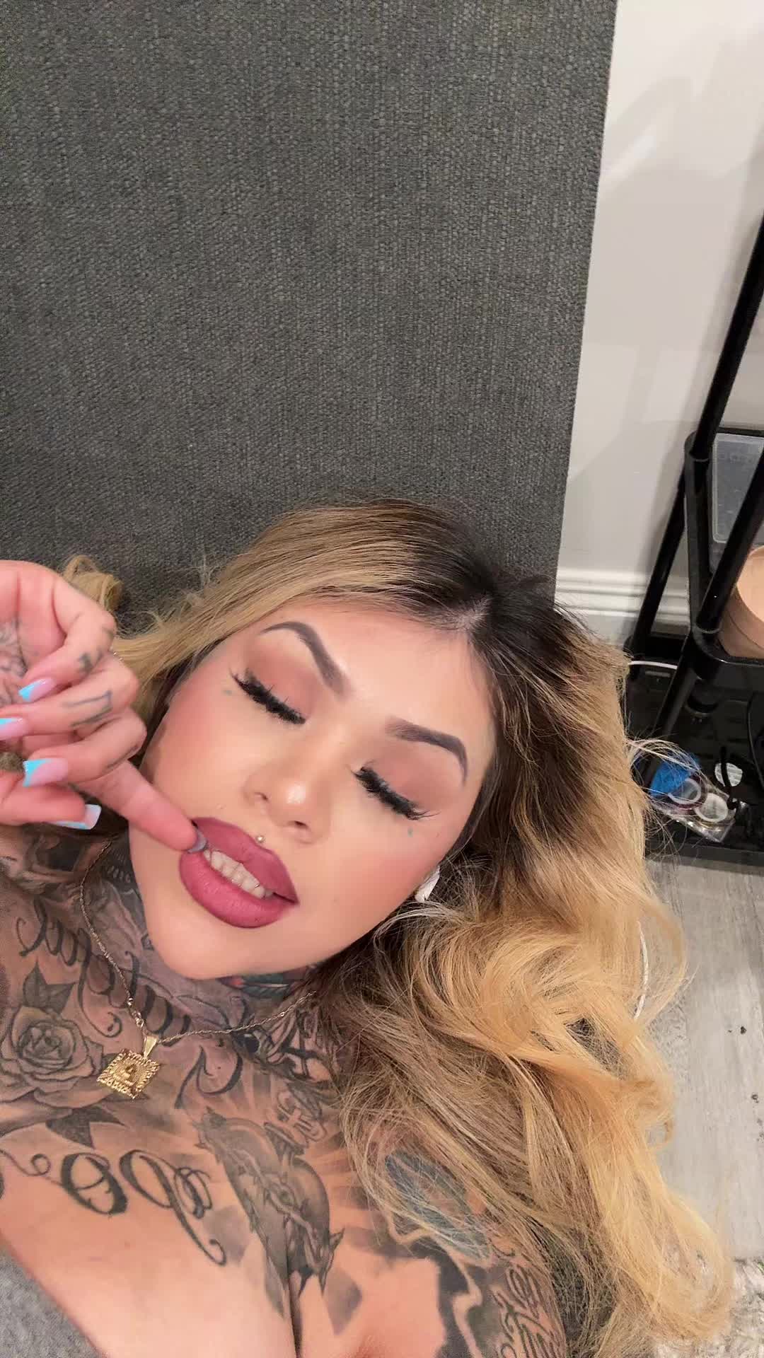 @Hottie.mamassss