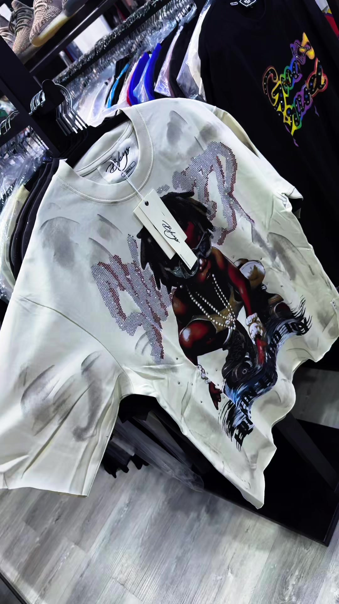 @Thechaserfashion