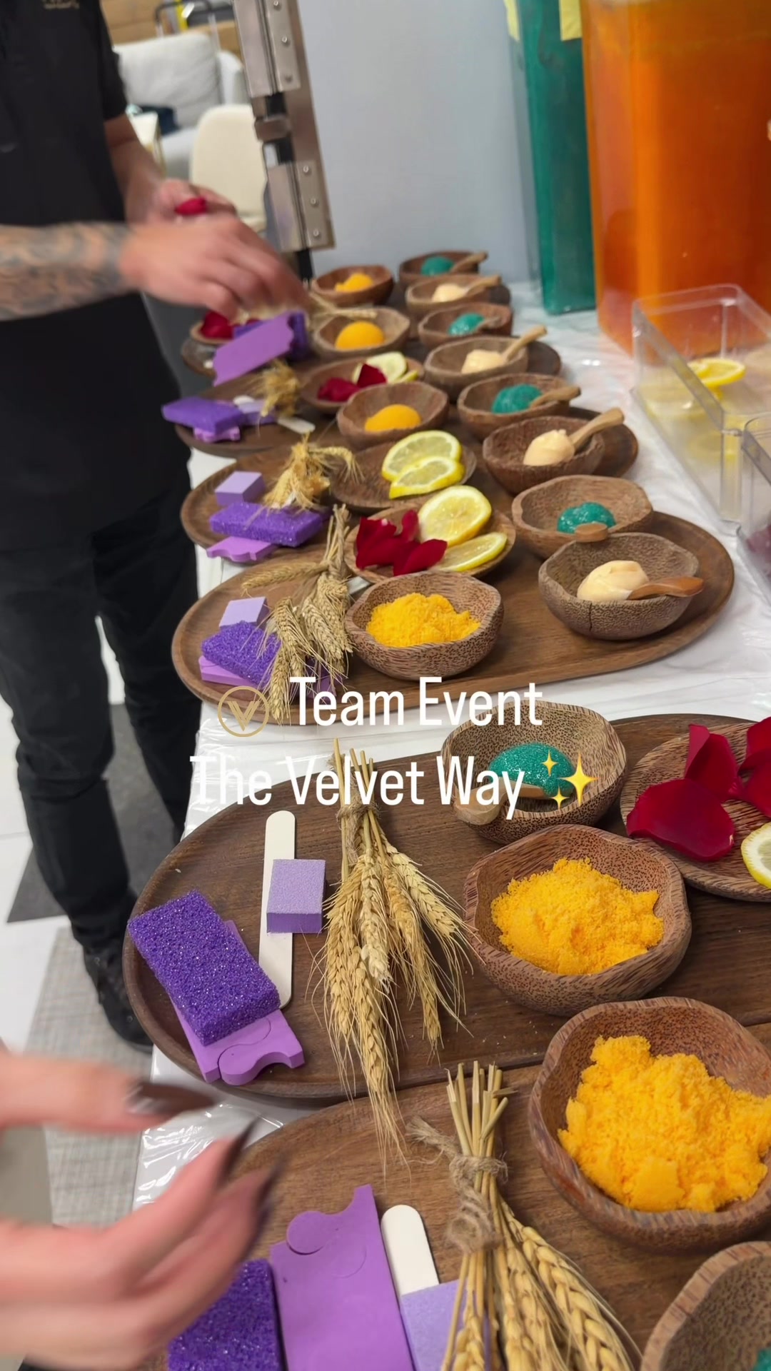 @velvet nails kw