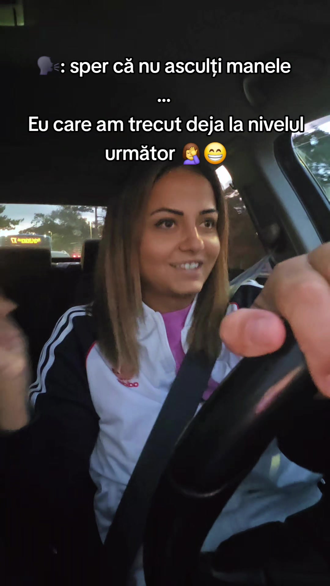 @𝓜𝓸𝓷𝓲𝓬𝓪 ♡