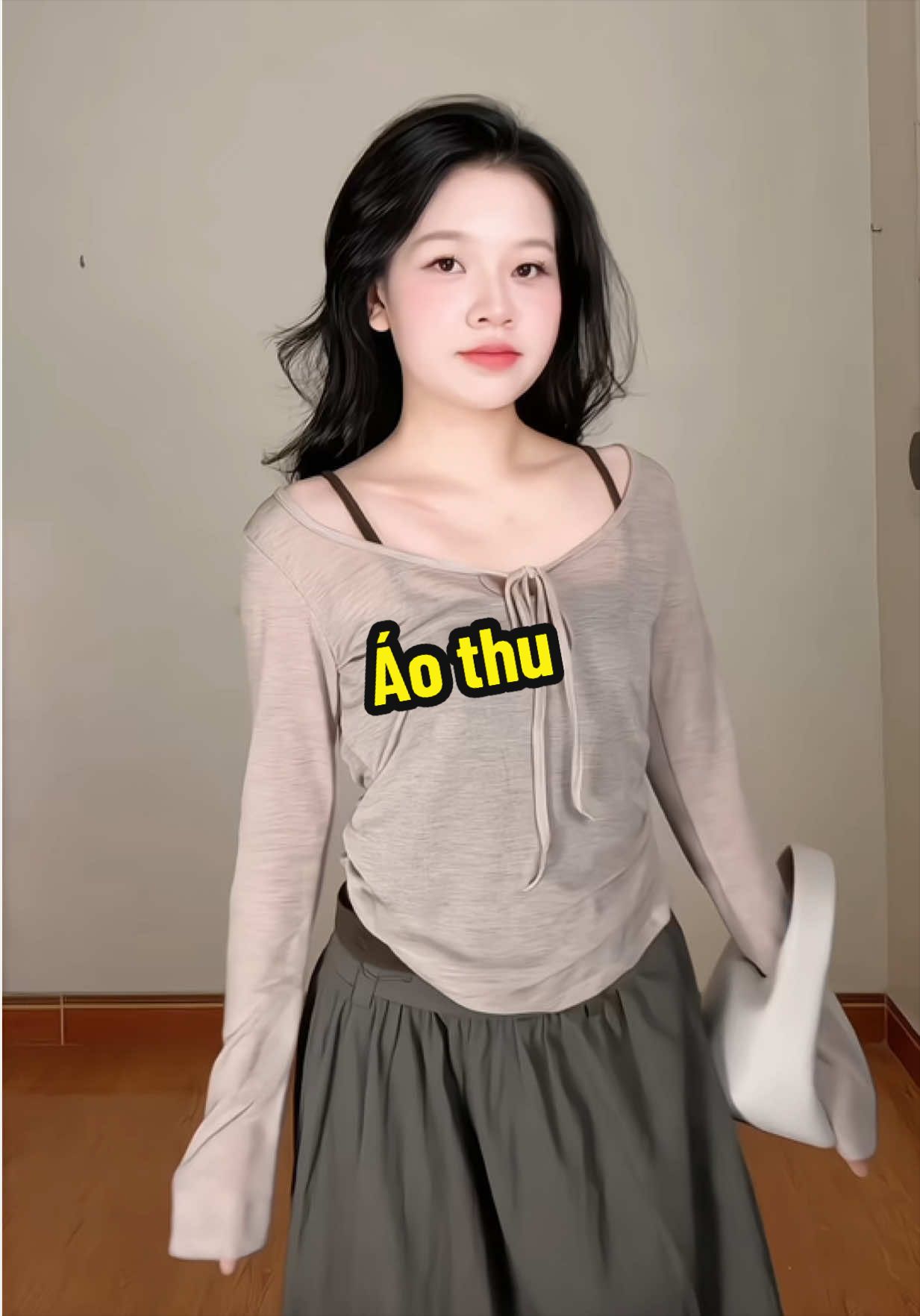 @Hằng t&uacute;n 👻