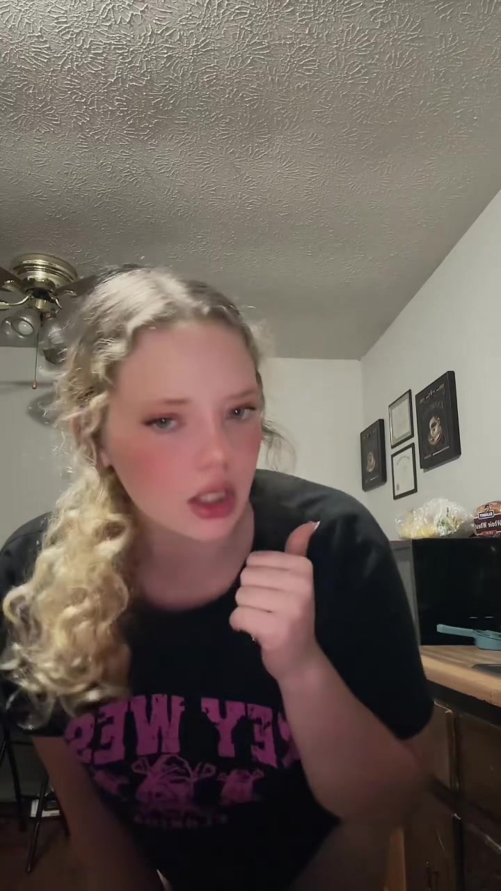 @itszzhailey