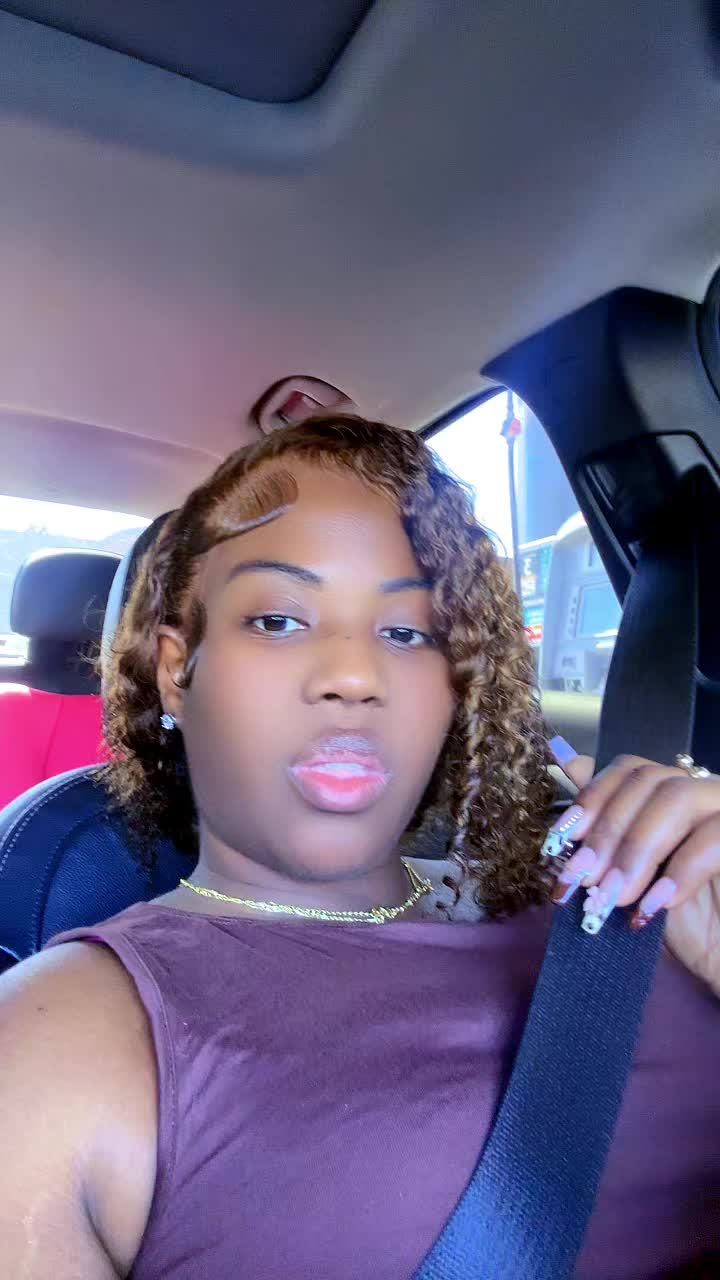 @Lisa Bradley 🇧🇿 🇧🇿