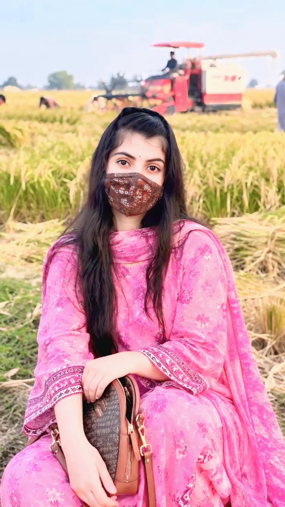 @Muskan_Baloch