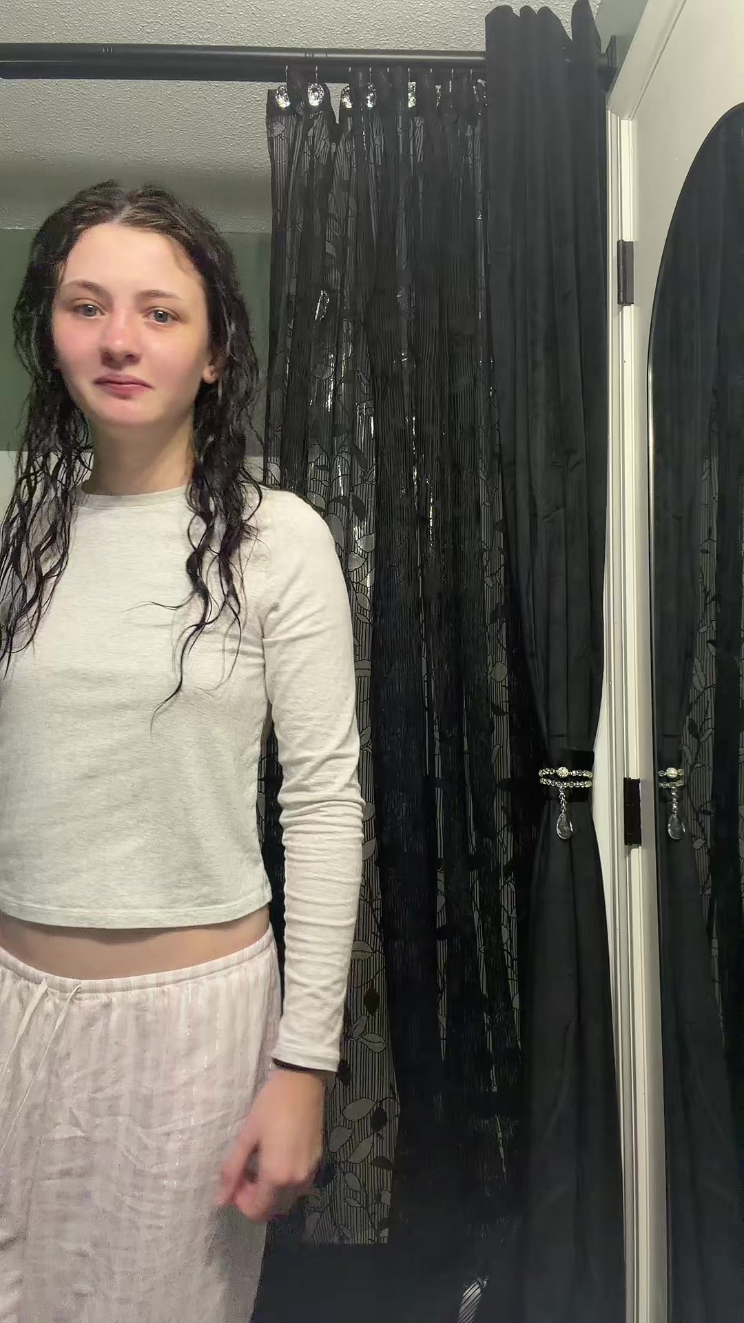 @roses_r_blue