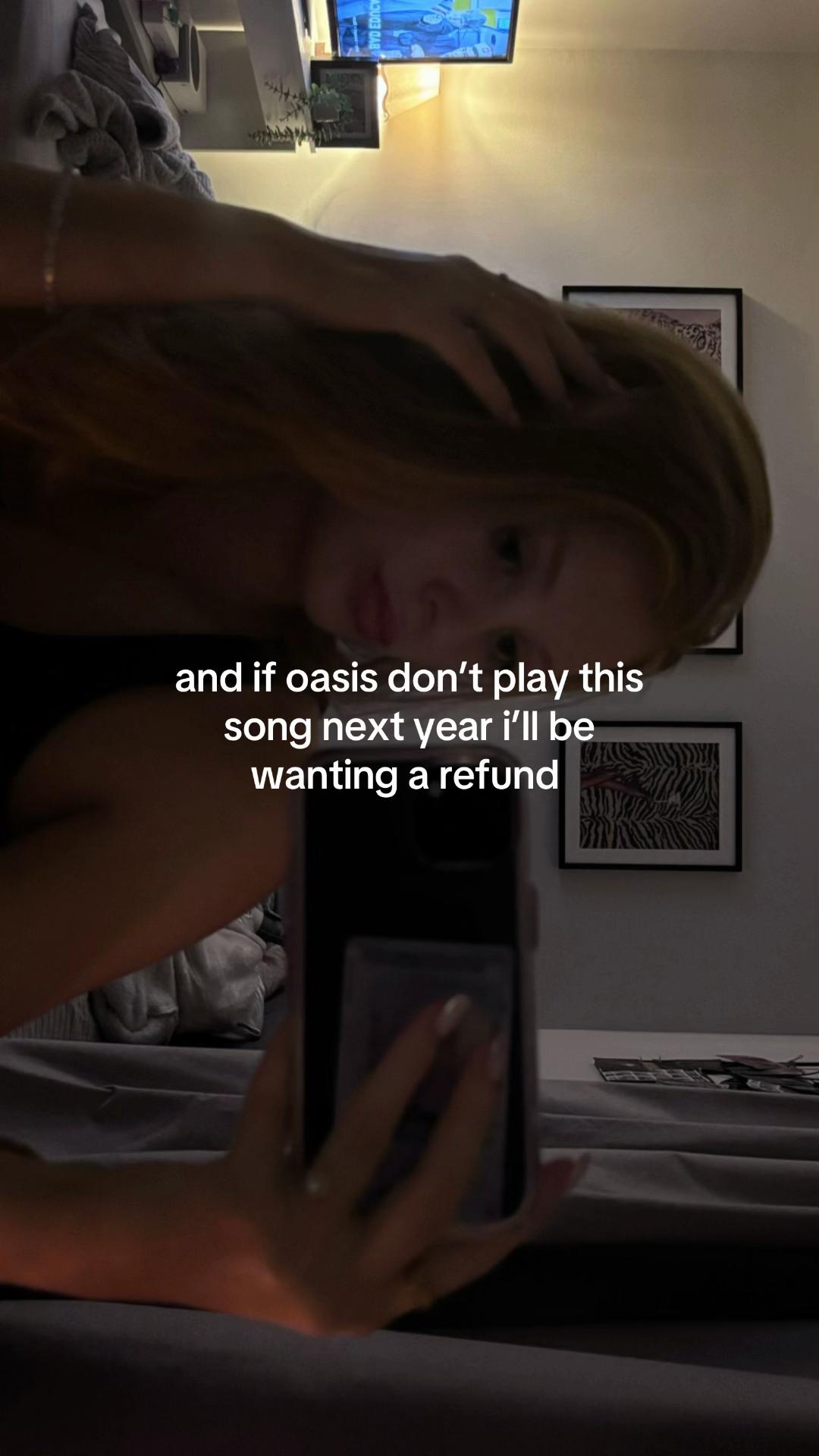 @𝐄𝐕𝐈𝐄🍸