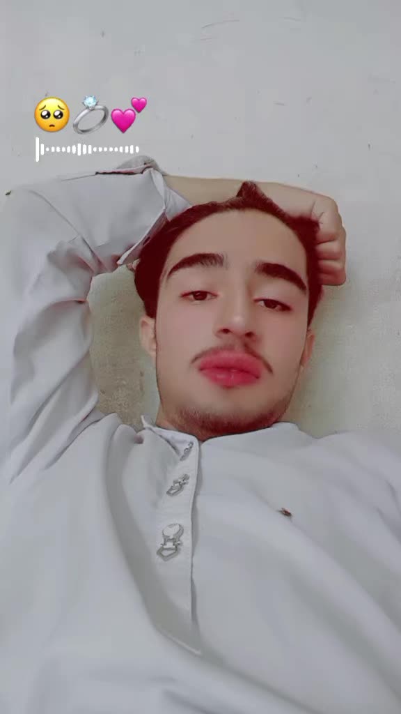 @𝑪ℏօť𝘢_₷Ԟ