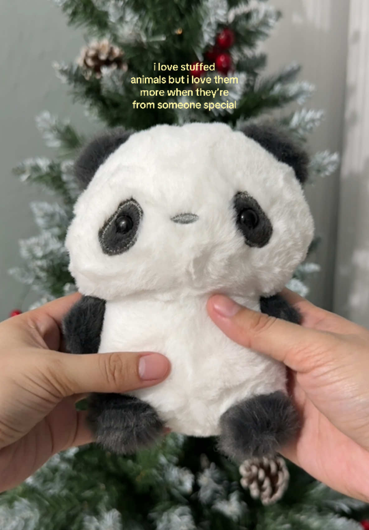 @LaaFindsDaily 🐼ྀི