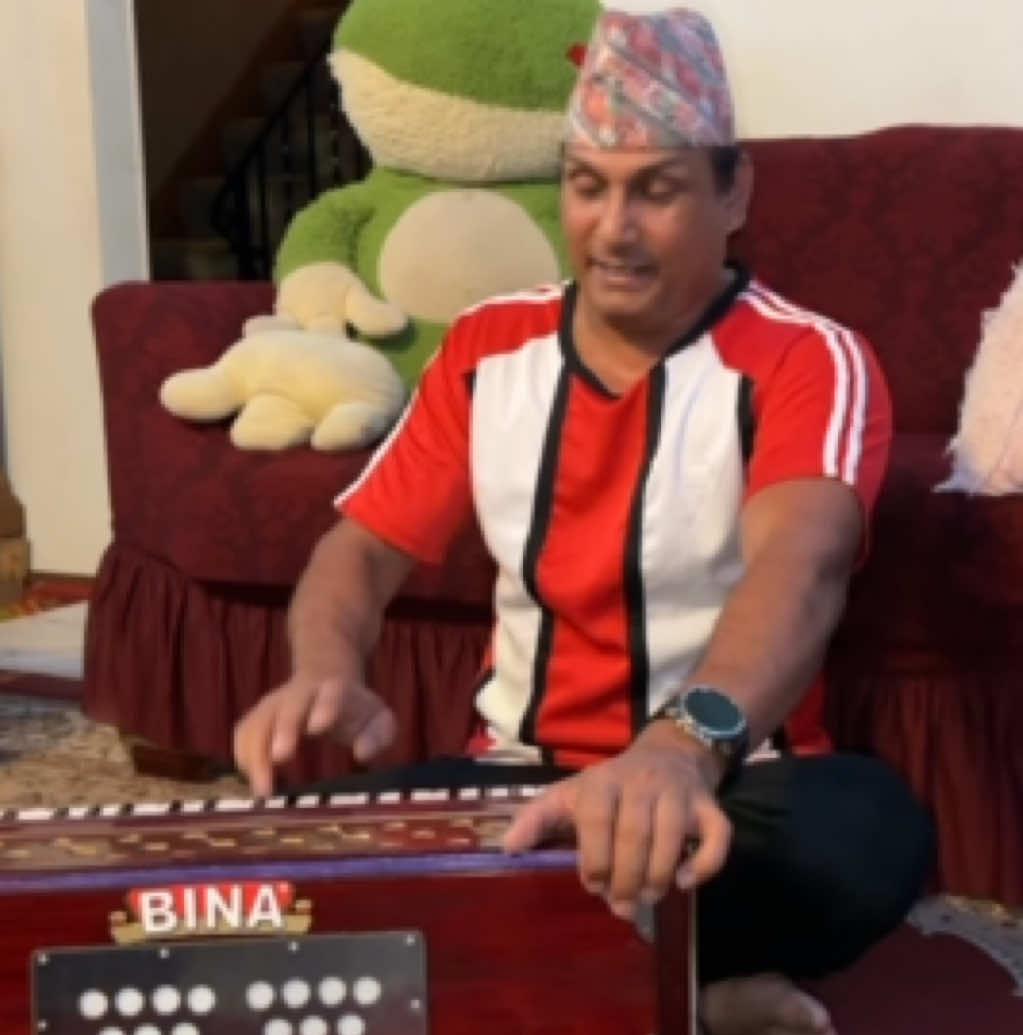 @पारदर्शी खरेल