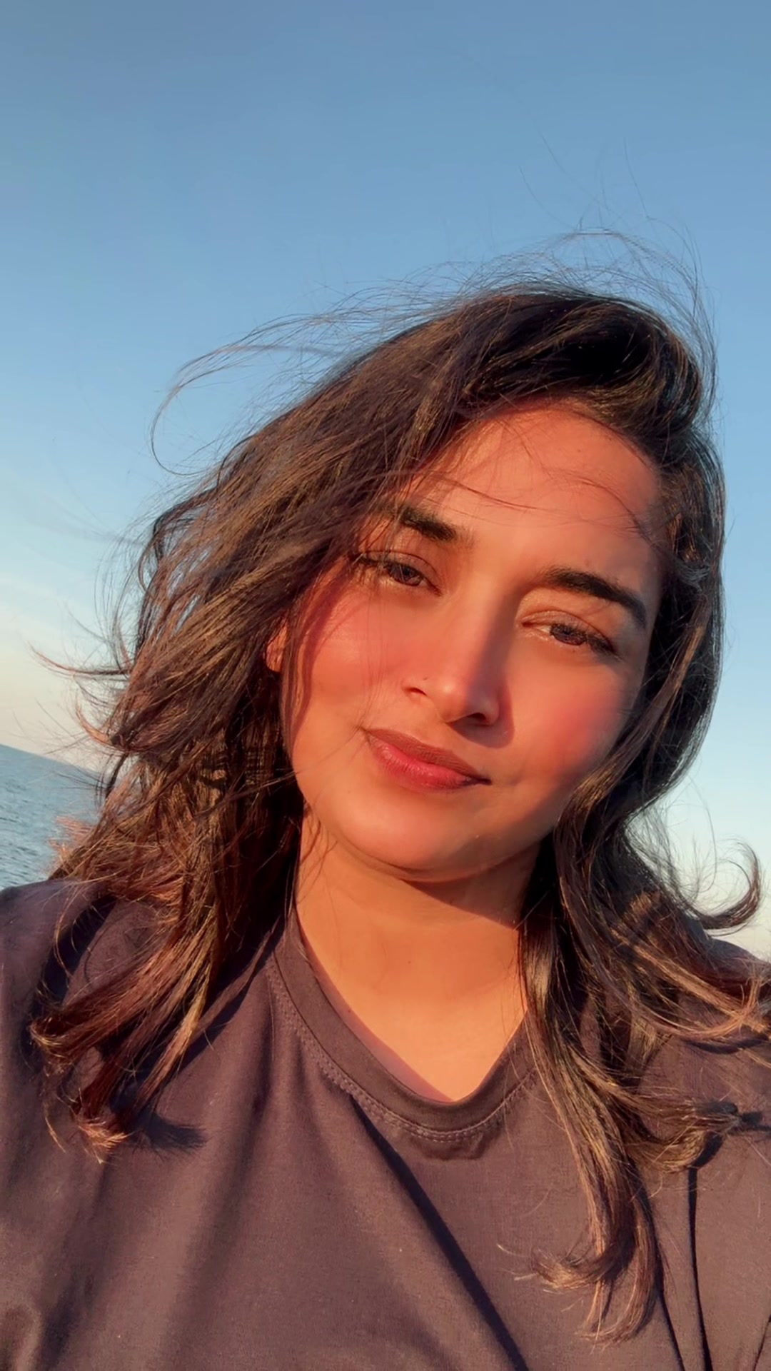 @Officialjeeti