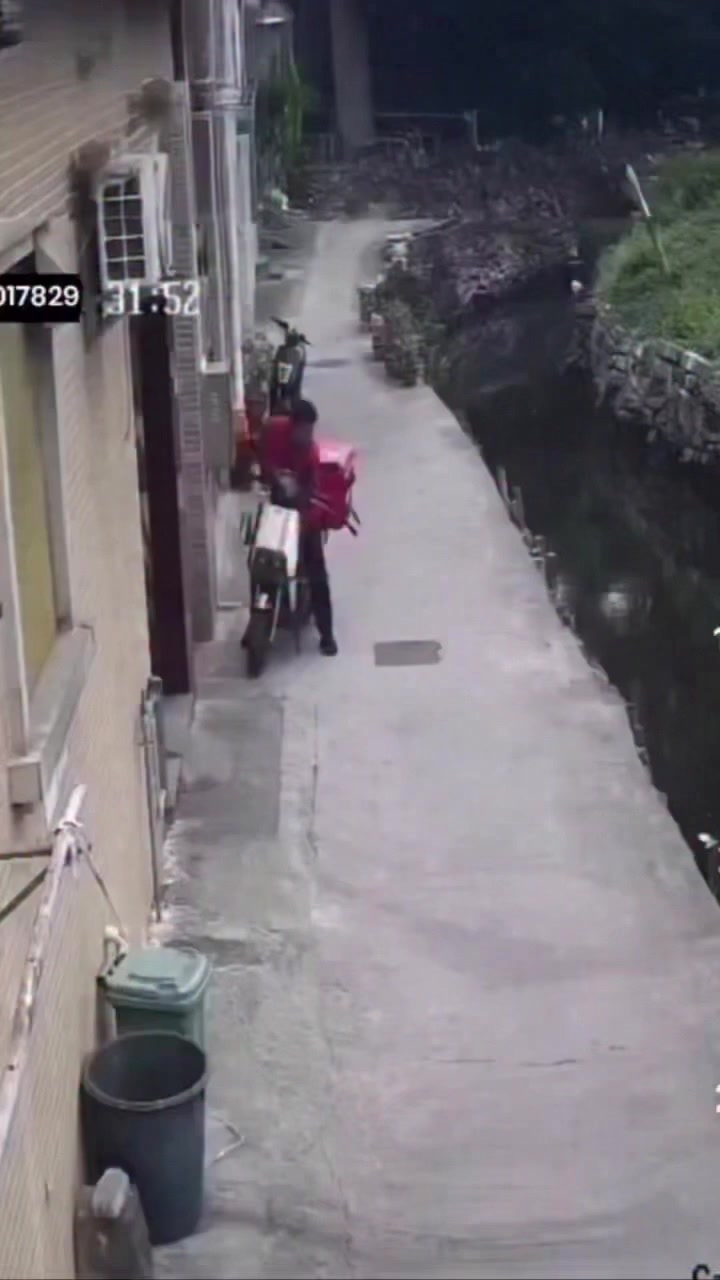 @Aqu&iacute; lo ver&aacute;s ☺️👇