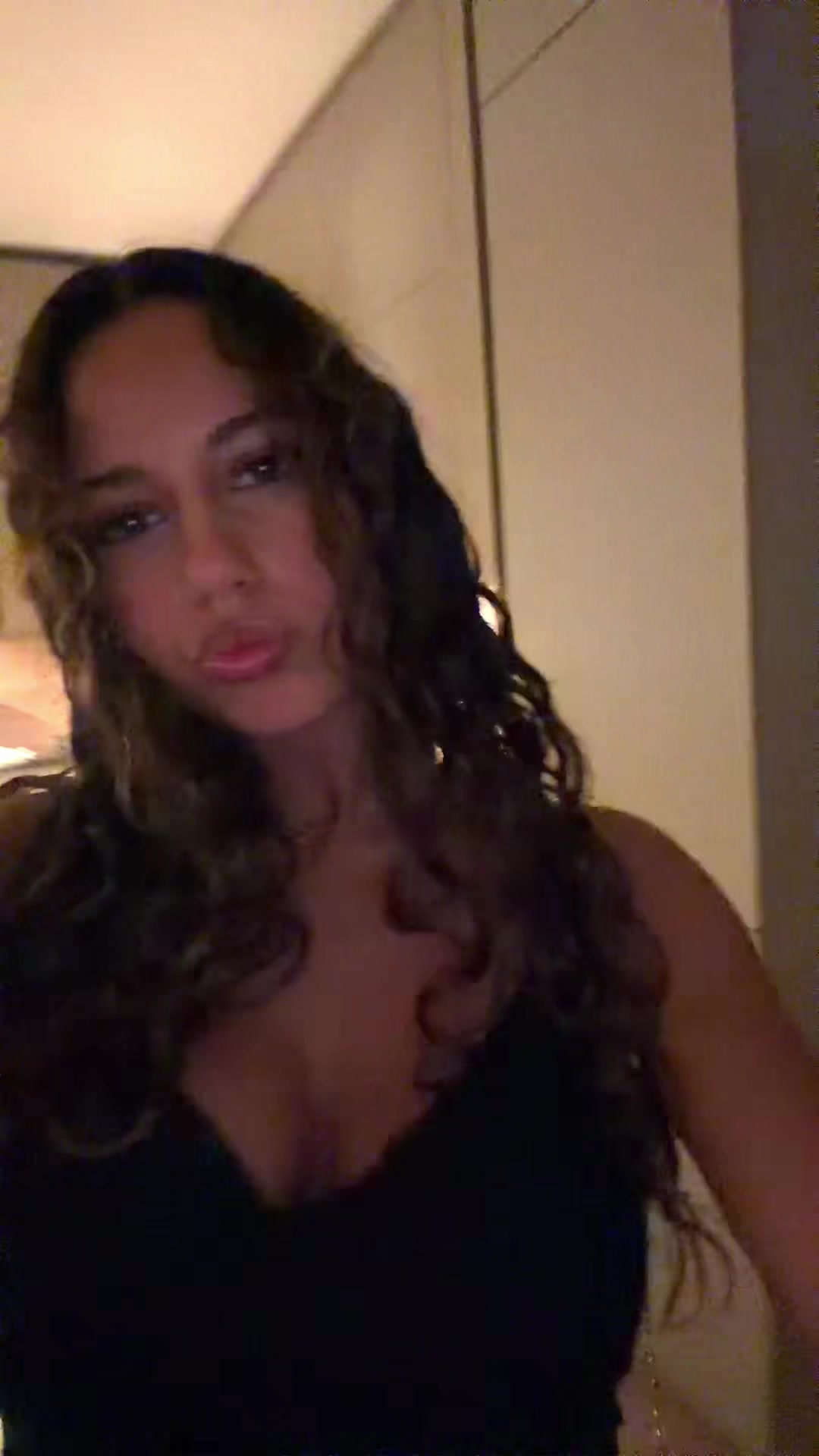 @ella._m1k_