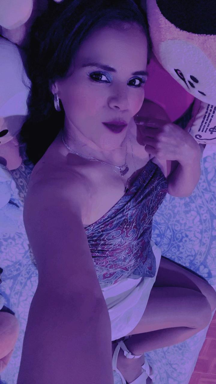 @𝓘𝓿𝓸𝓷𝓷𝓮 𝓒𝓪𝓻𝓫𝓪𝓳𝓪𝓵♕
