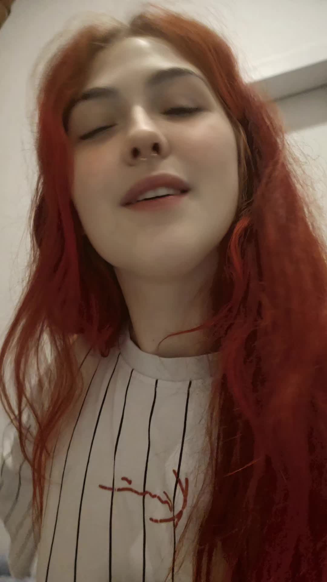 @Sophieschka_