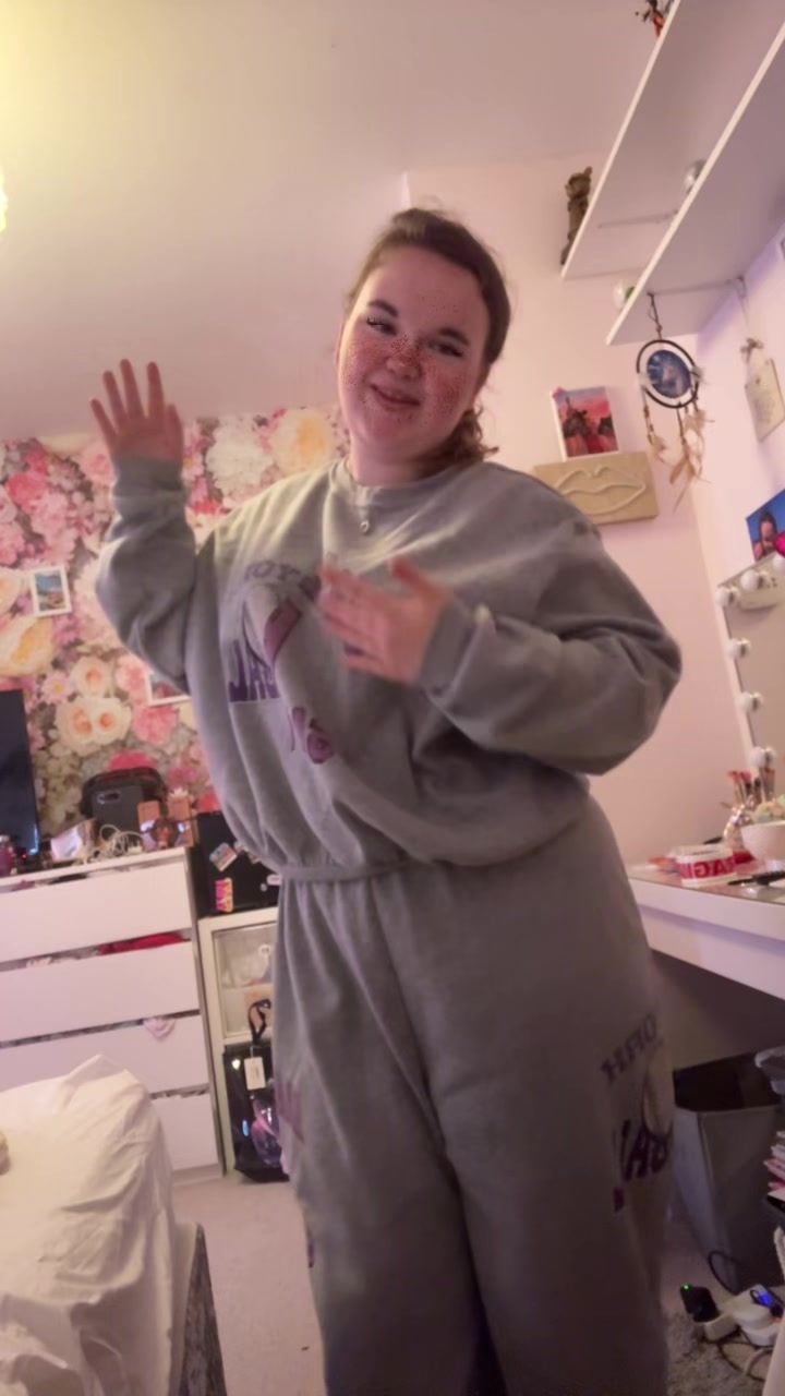 @Honey_bedazzled
