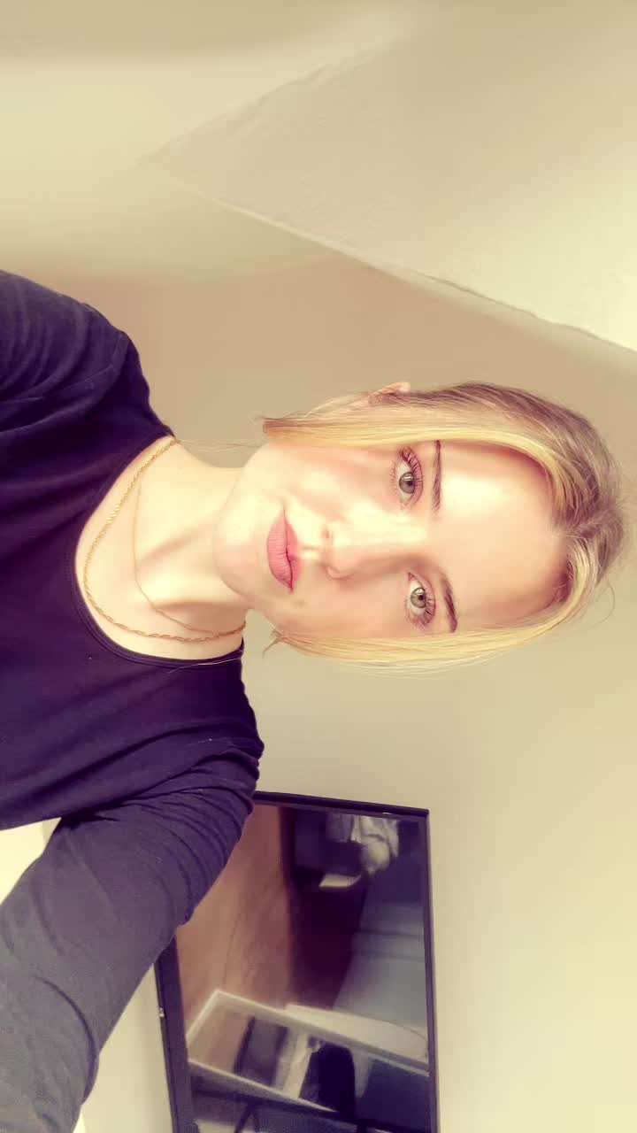 @𝐒𝐨𝐩𝐡𝐢𝐚