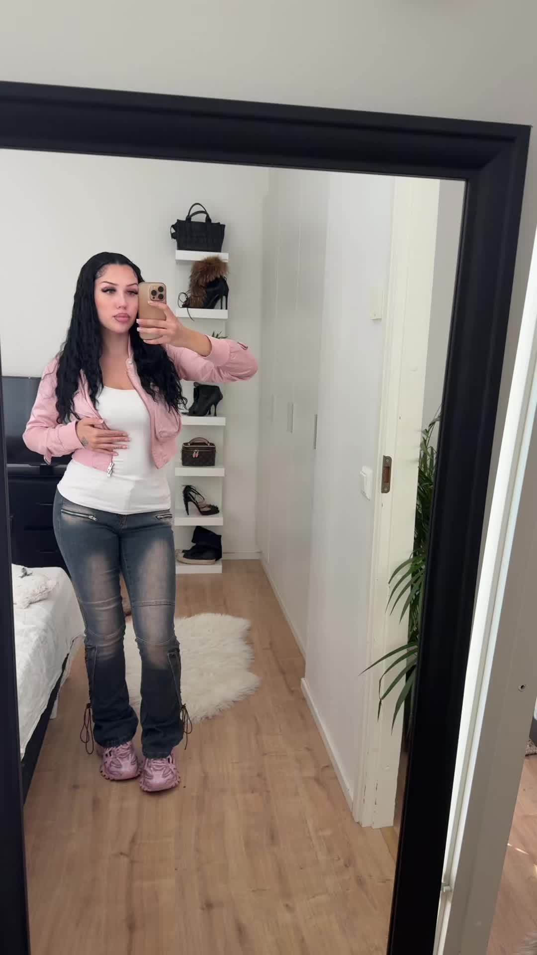 @Mandy ᥫ᭡