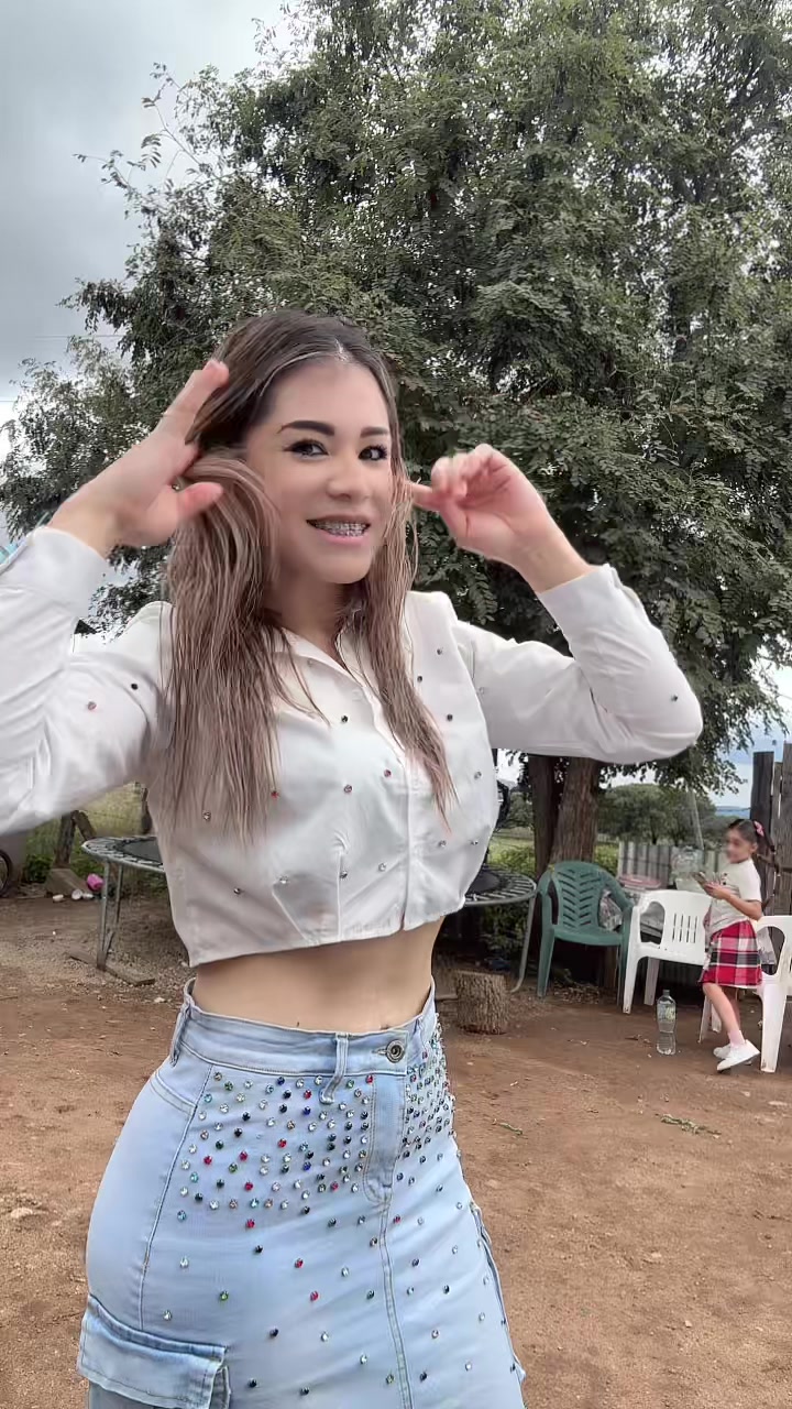 @Karina de Herrera