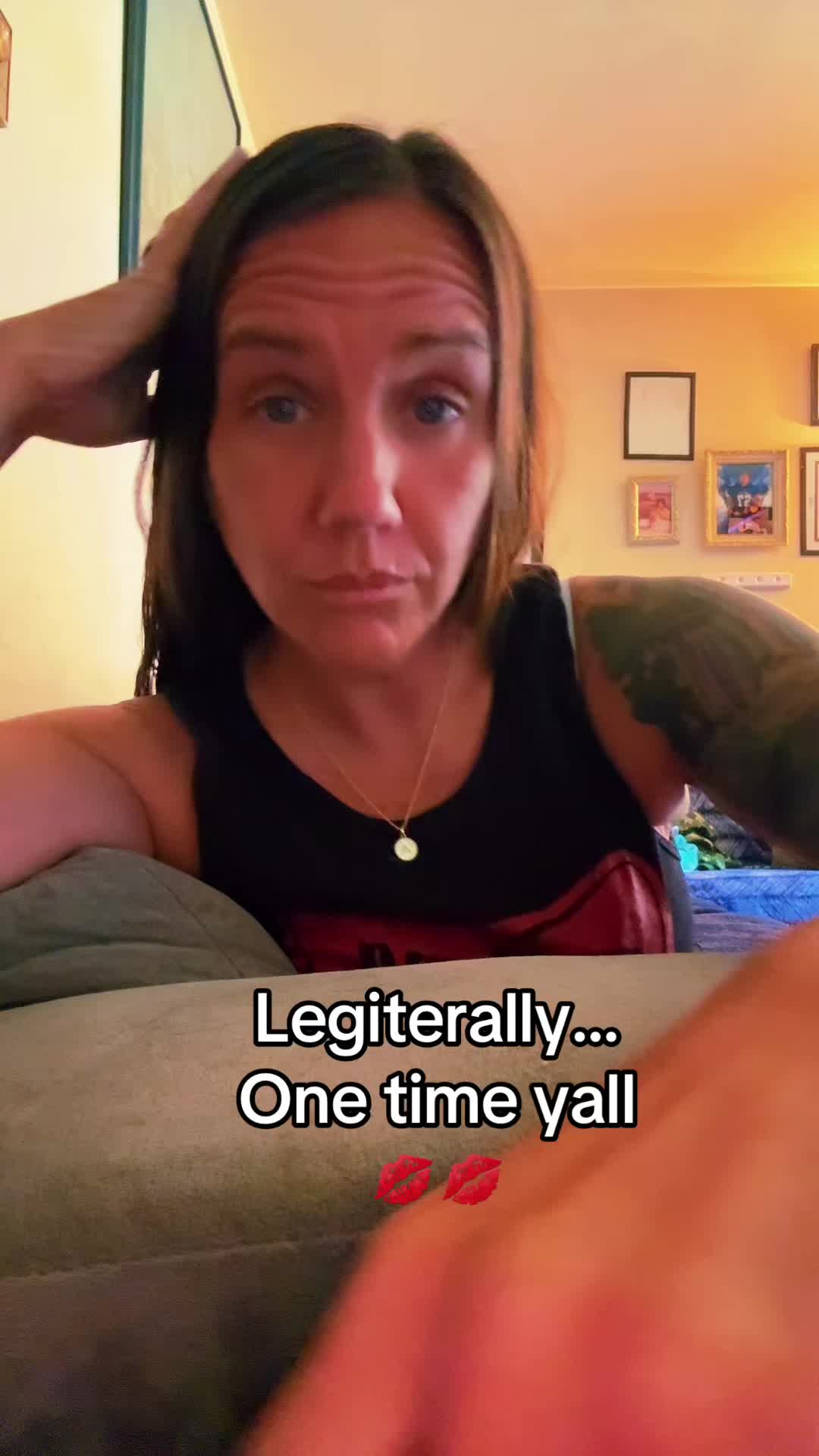 @LindSAYTwo