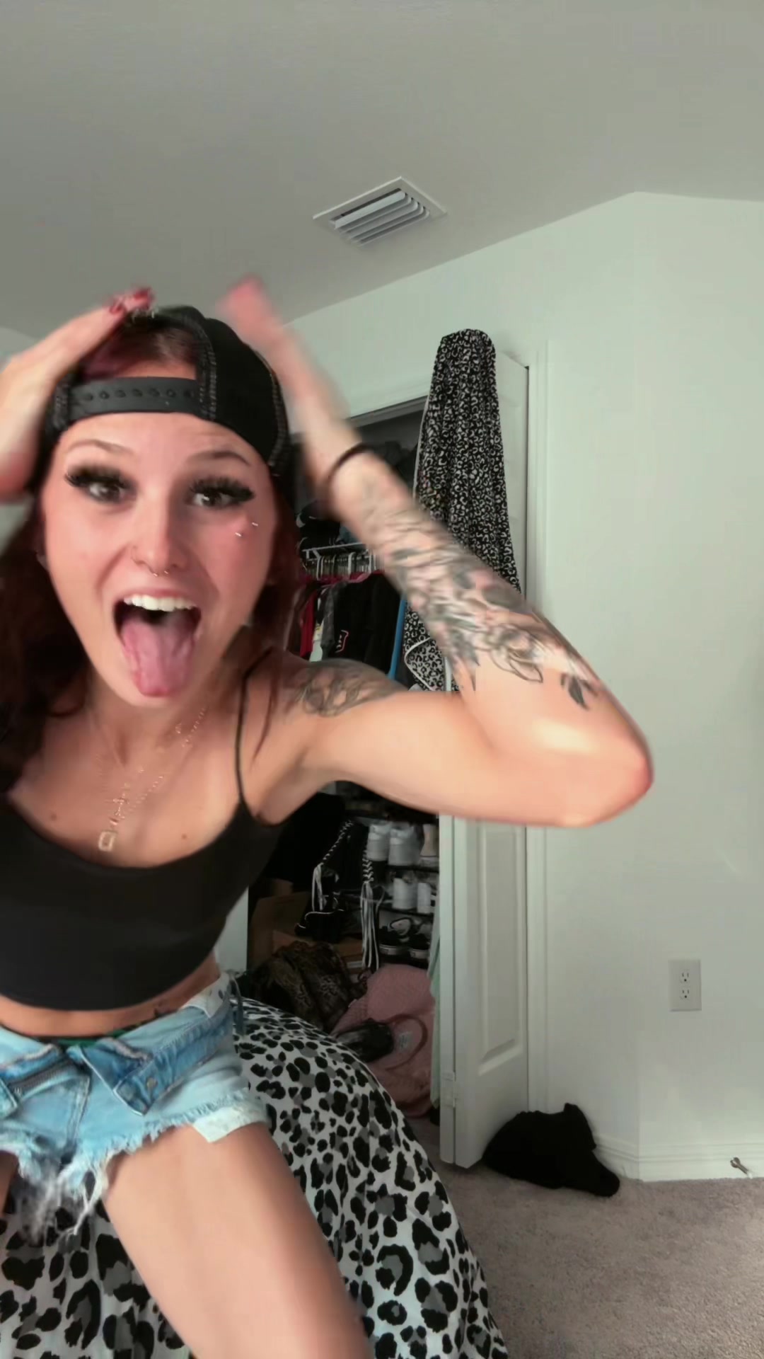 @yalfav.destynie