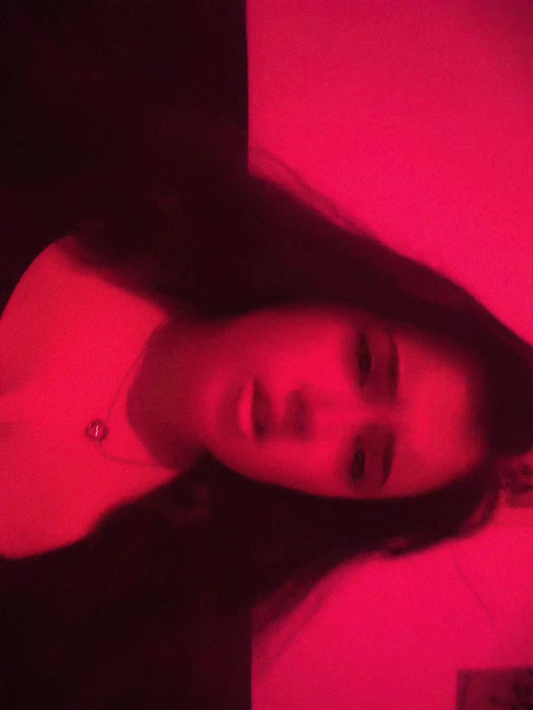 @𝐂𝐡𝐥𝐨𝐞 ꨄ︎