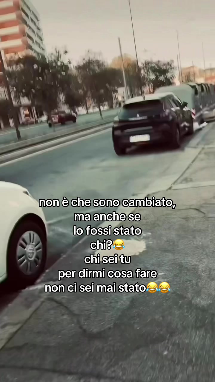 @𝟐𝟐