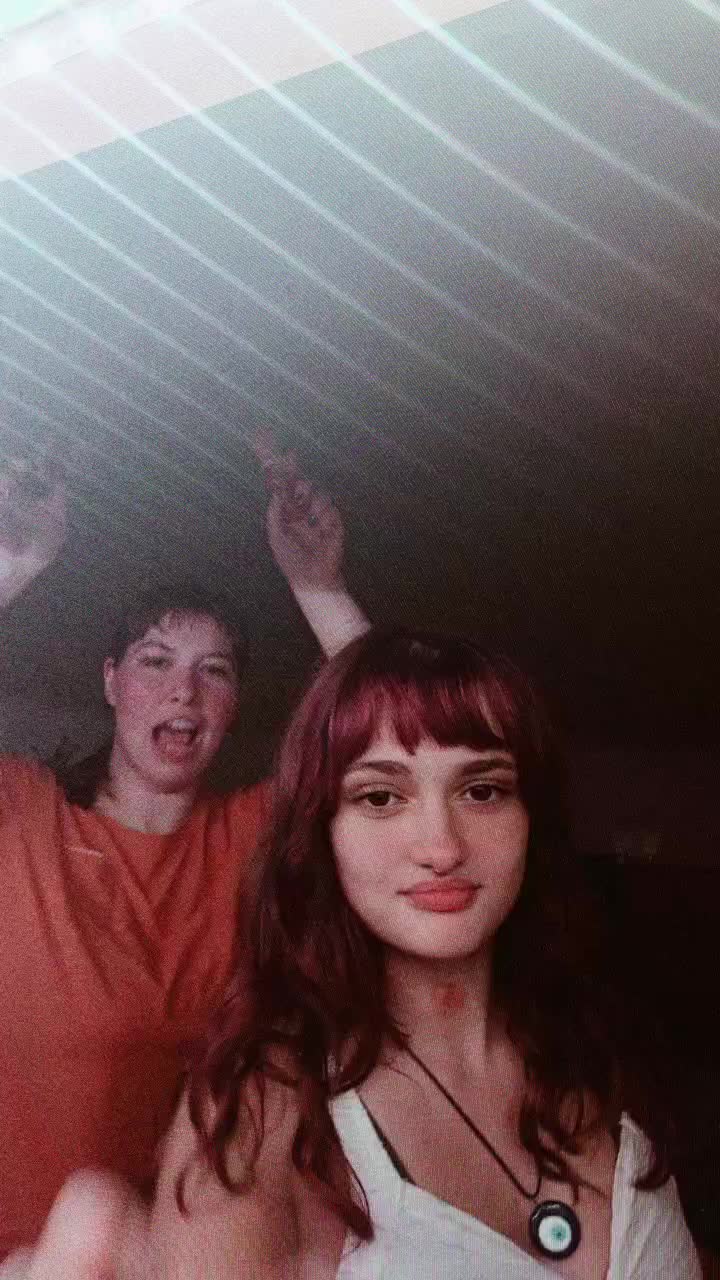 @🕯𝒯𝒾𝓃𝓎 𝒷𝑒𝒶𝓃 🕯