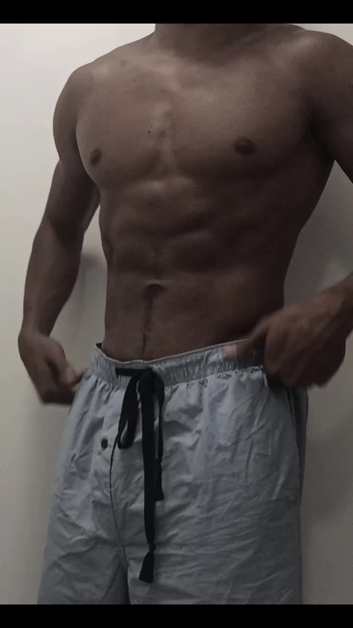 @Mikthenics08