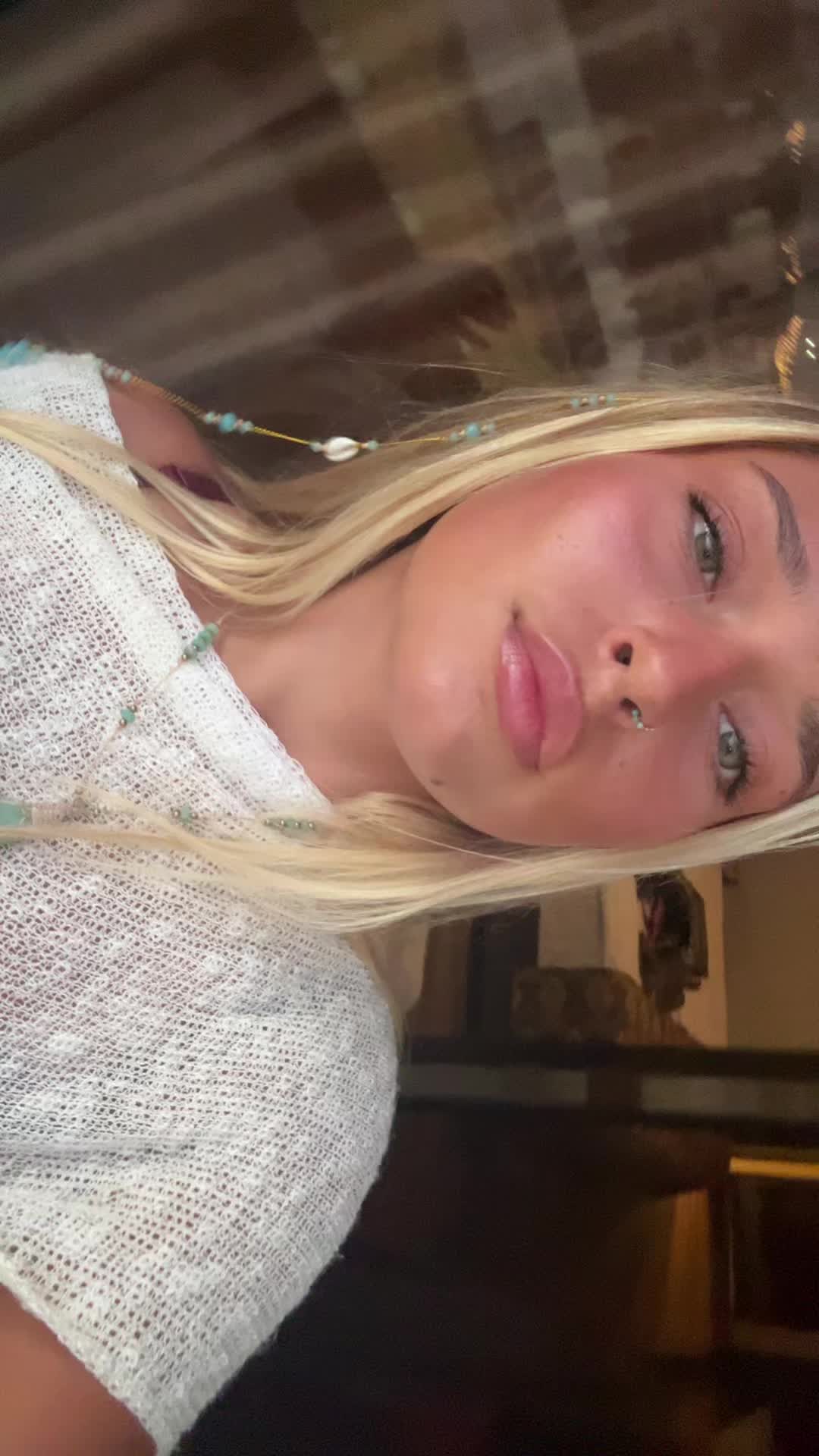 @Eliana