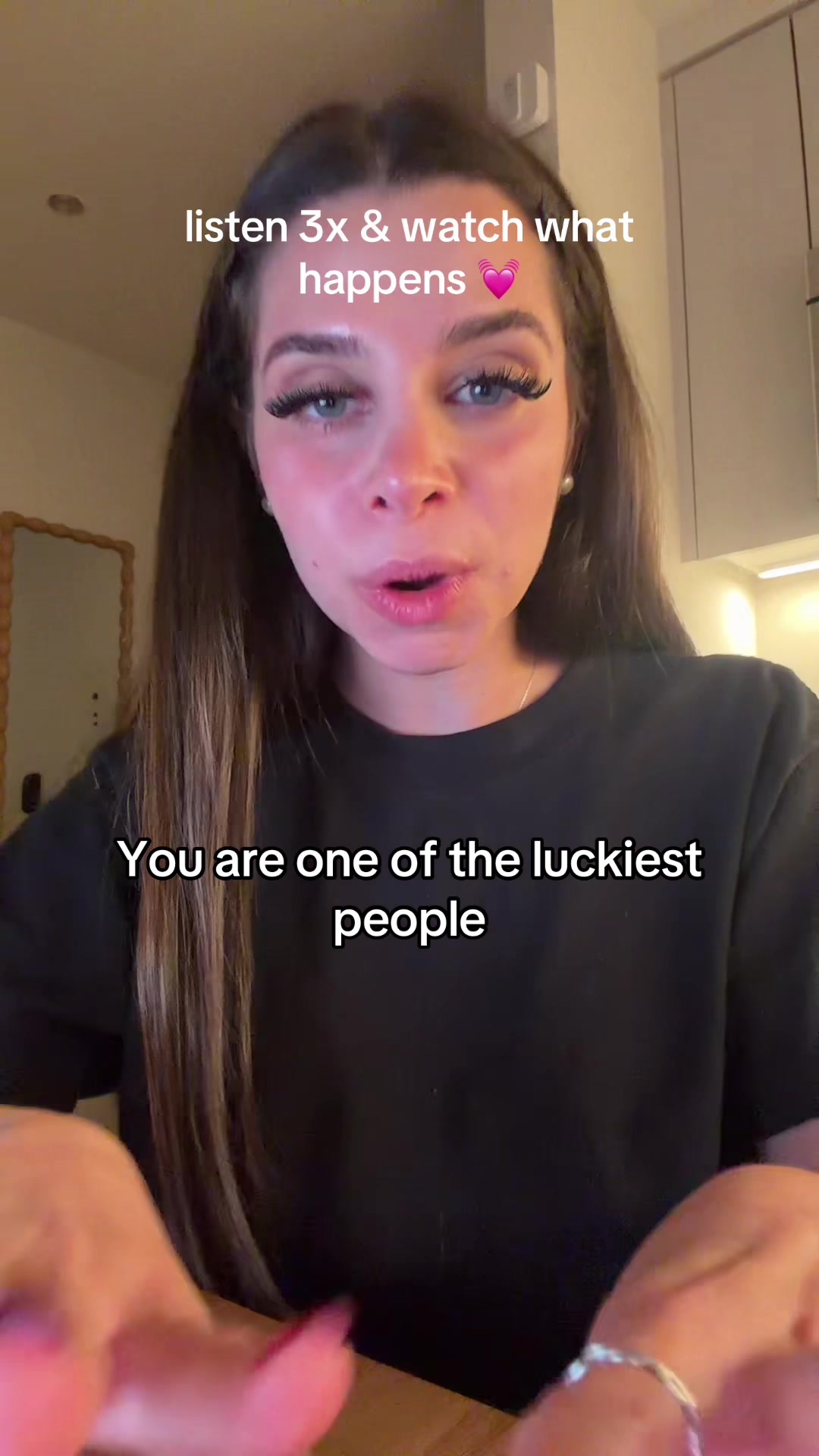 @hothighpriestess 🧿🤍
