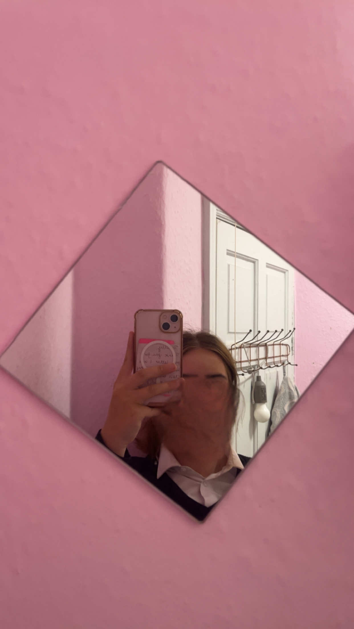 @𝓁𝒾𝓁𝓁𝓎－𝓂𝒶𝓎💕