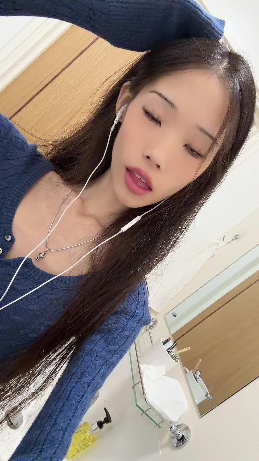 @beesobased