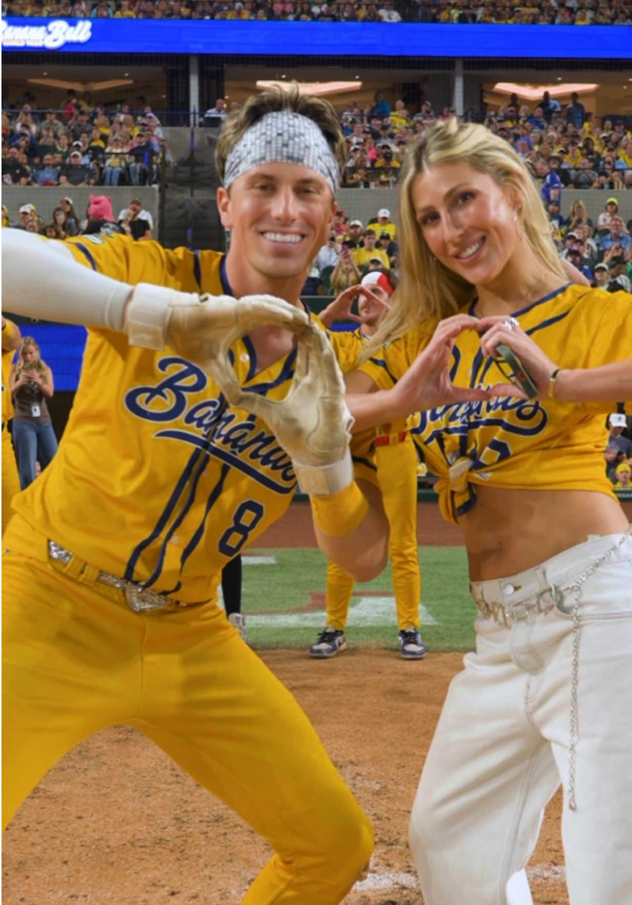 @thesavbananas