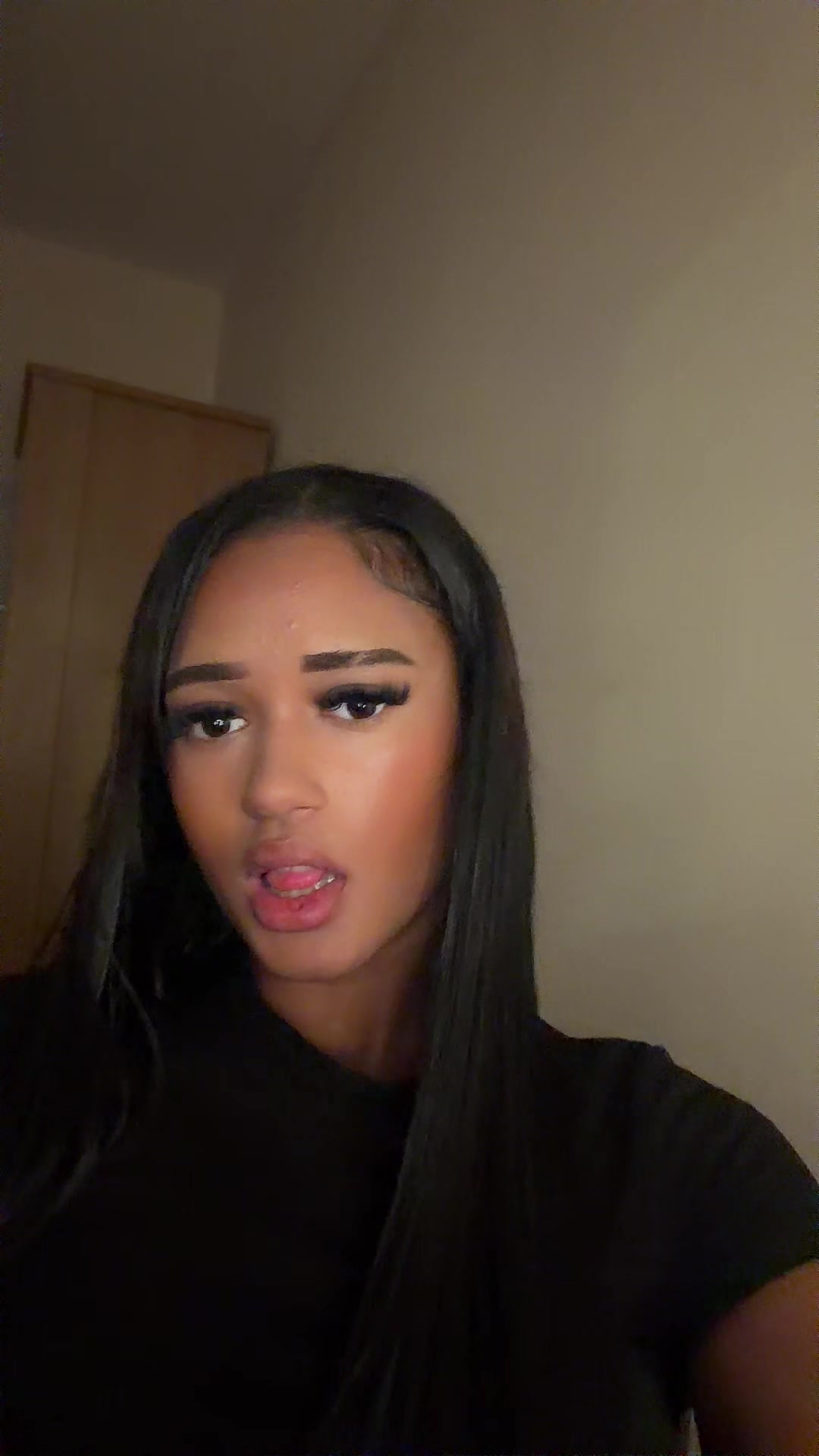 @💋