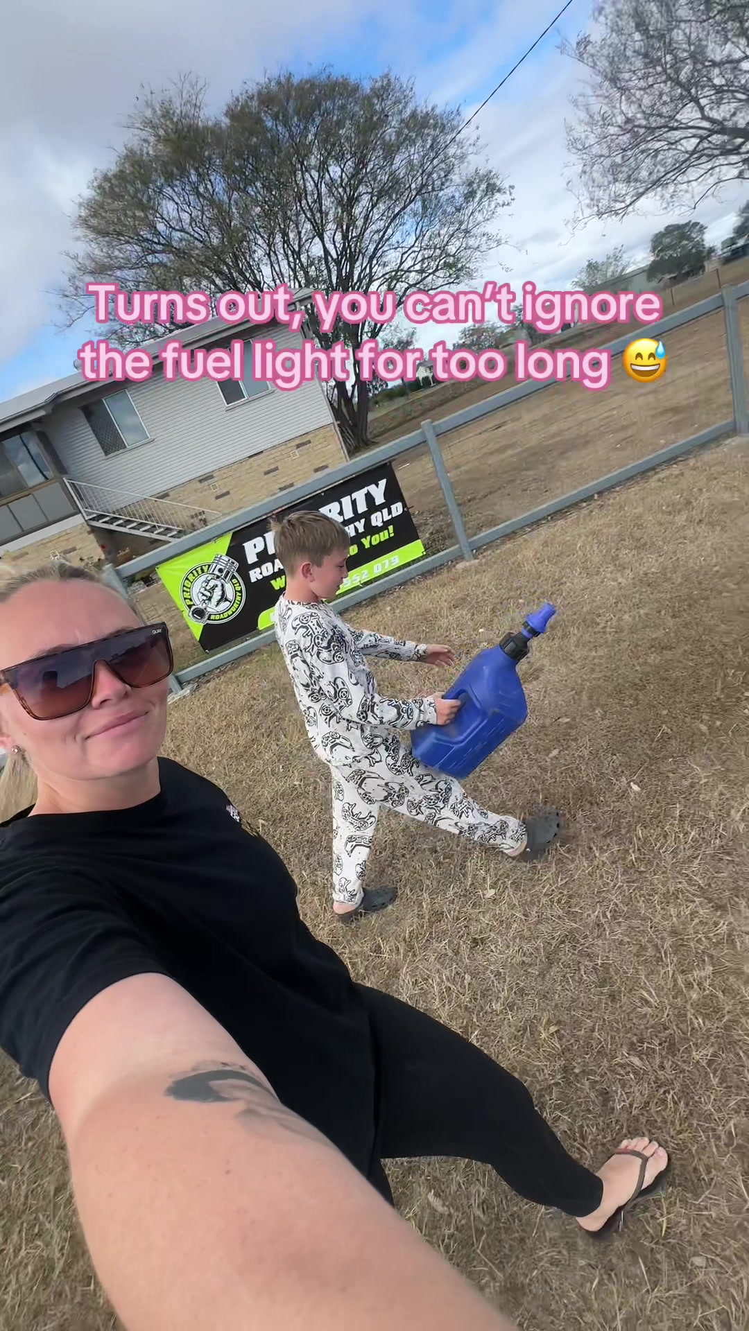 @raisinglillocos